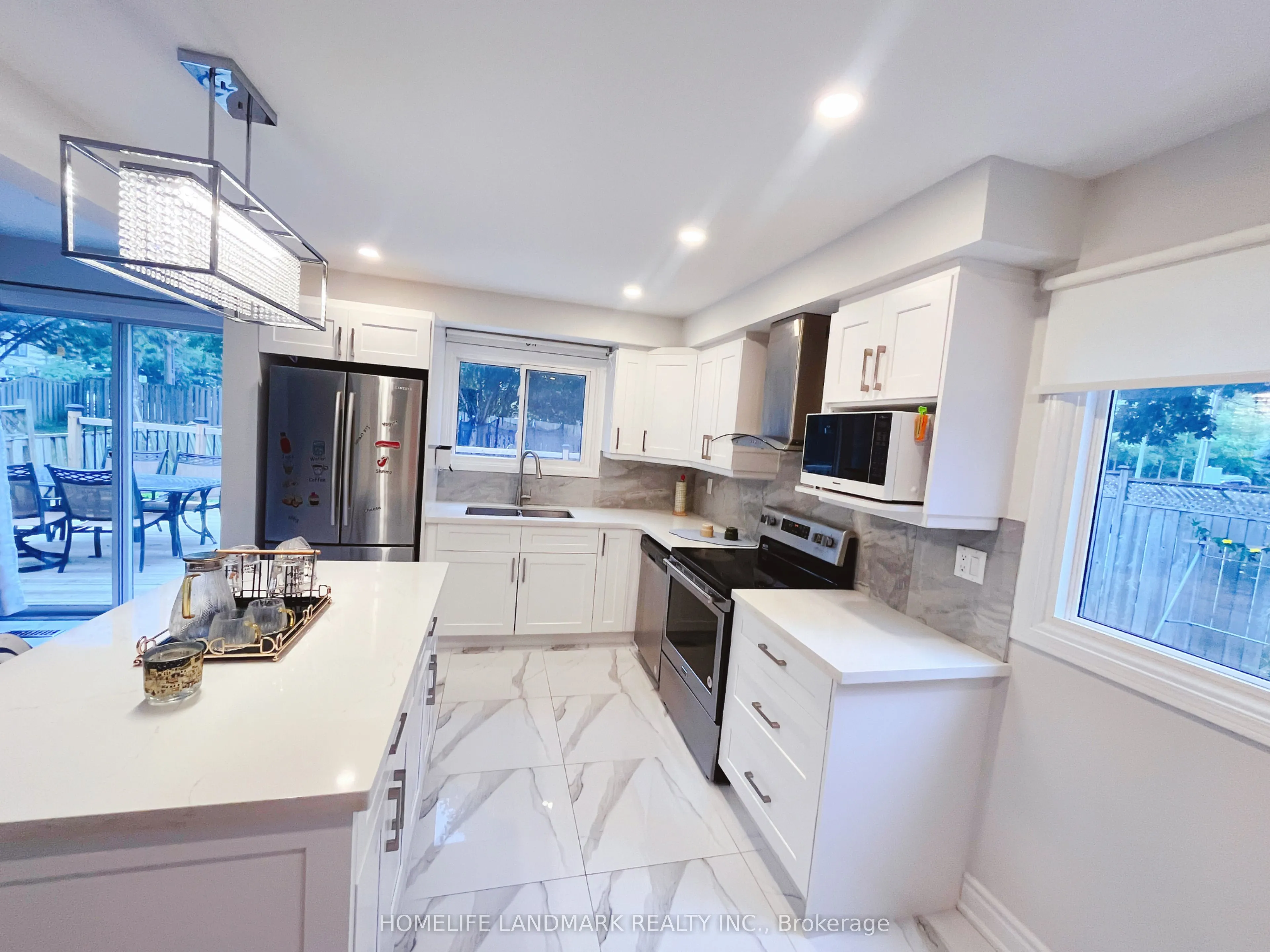 2 Marion Crescent