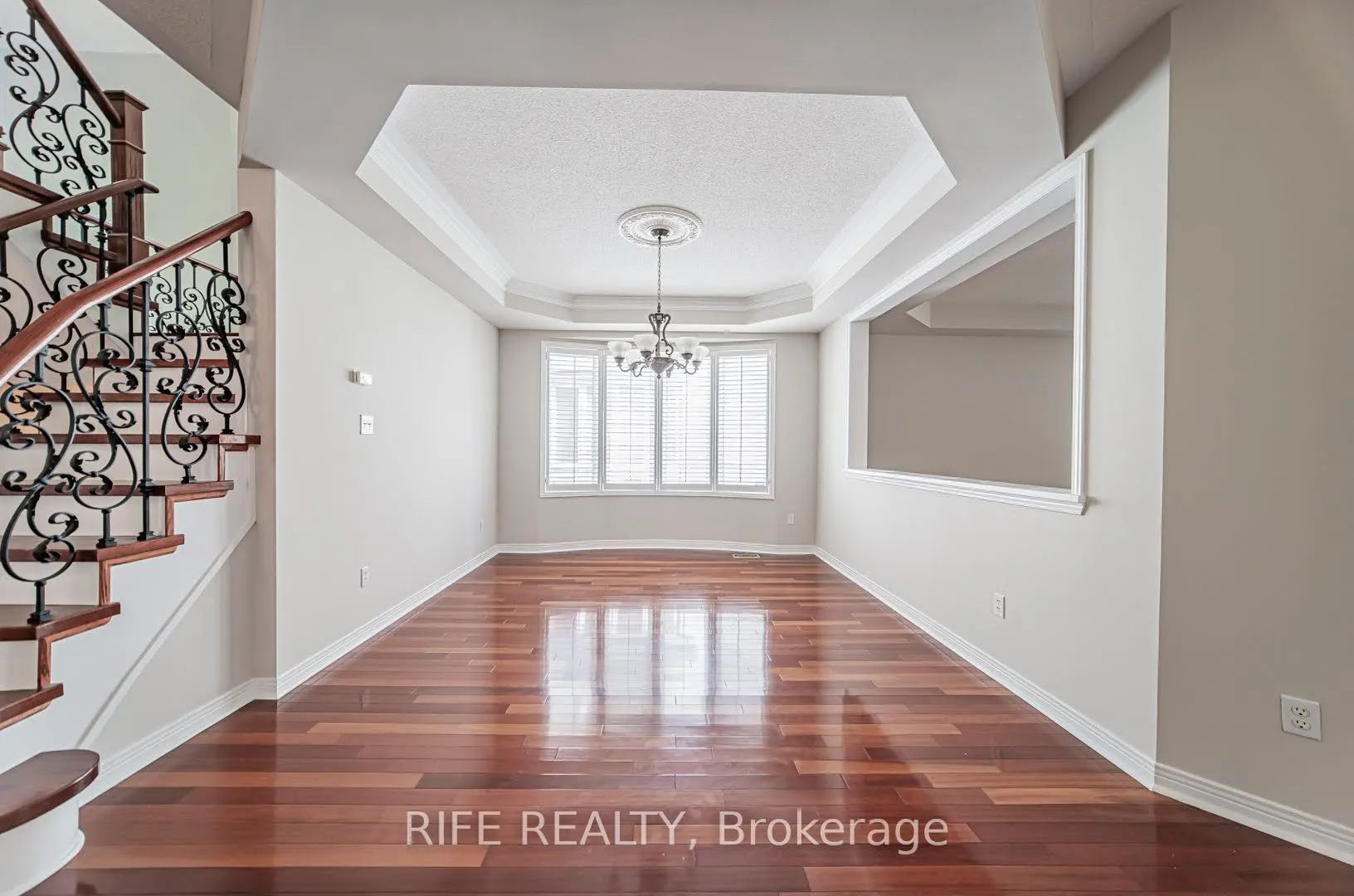 37 Burndenford Crescent