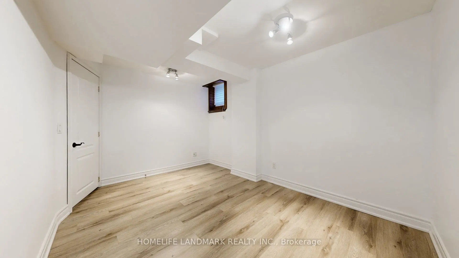 14 Casson Place