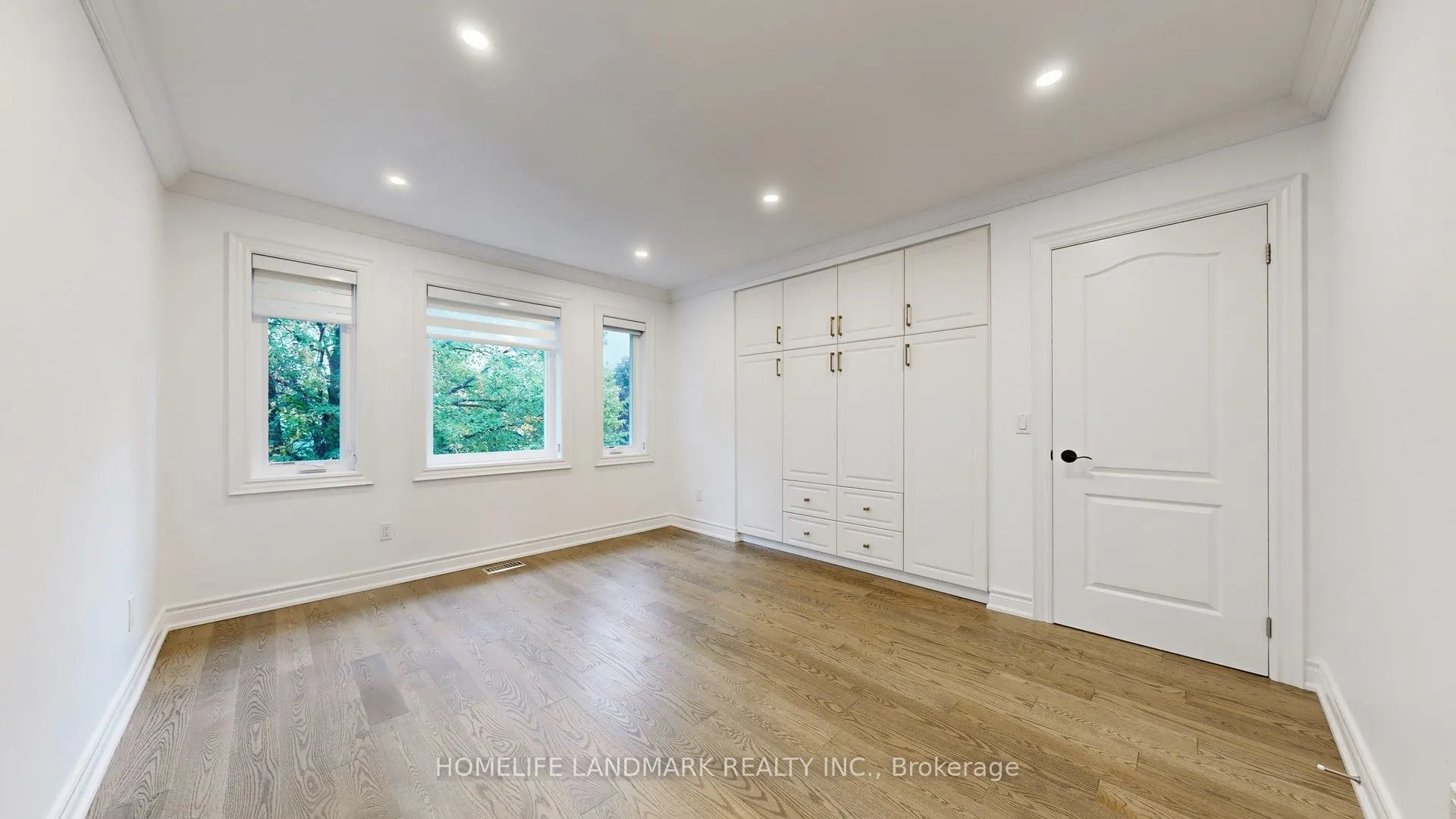 14 Casson Place