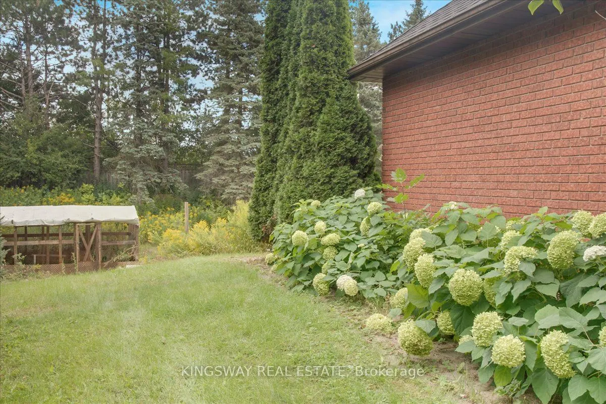 26 Cynthia Crescent