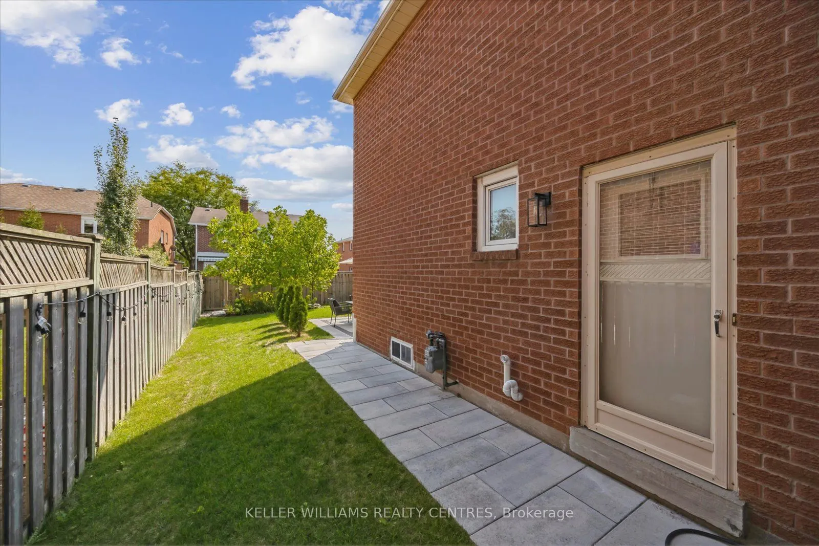 47 Whitburn Crescent