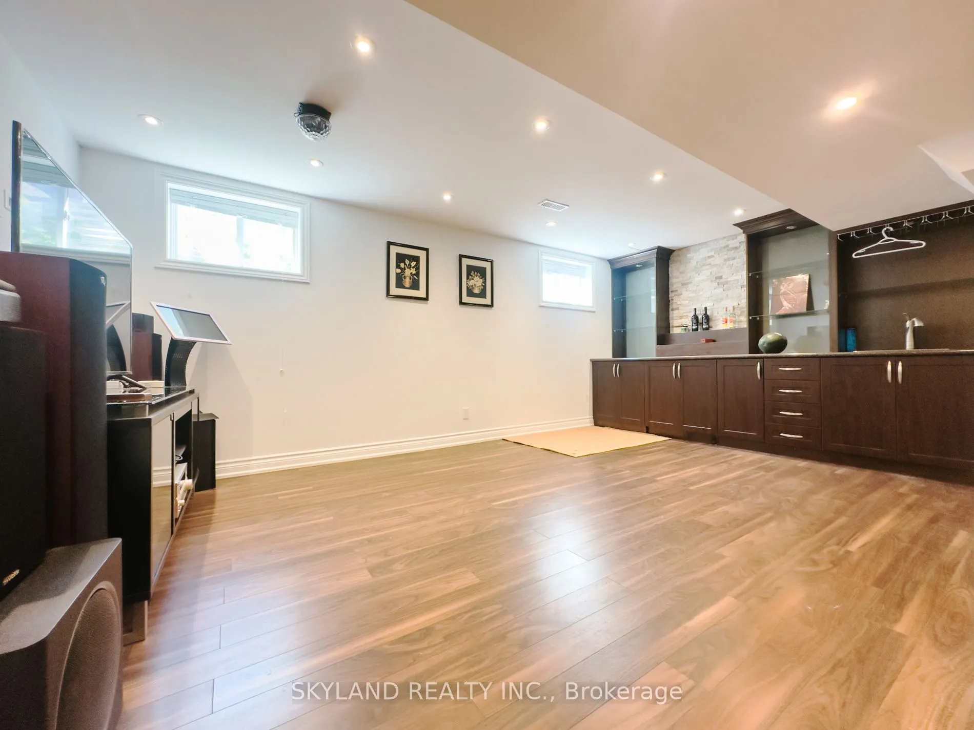 57 Robert Osprey Drive