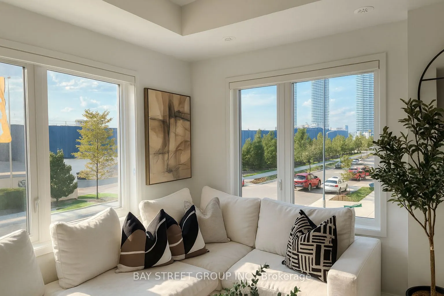 150 Honeycrisp Crescent, #268