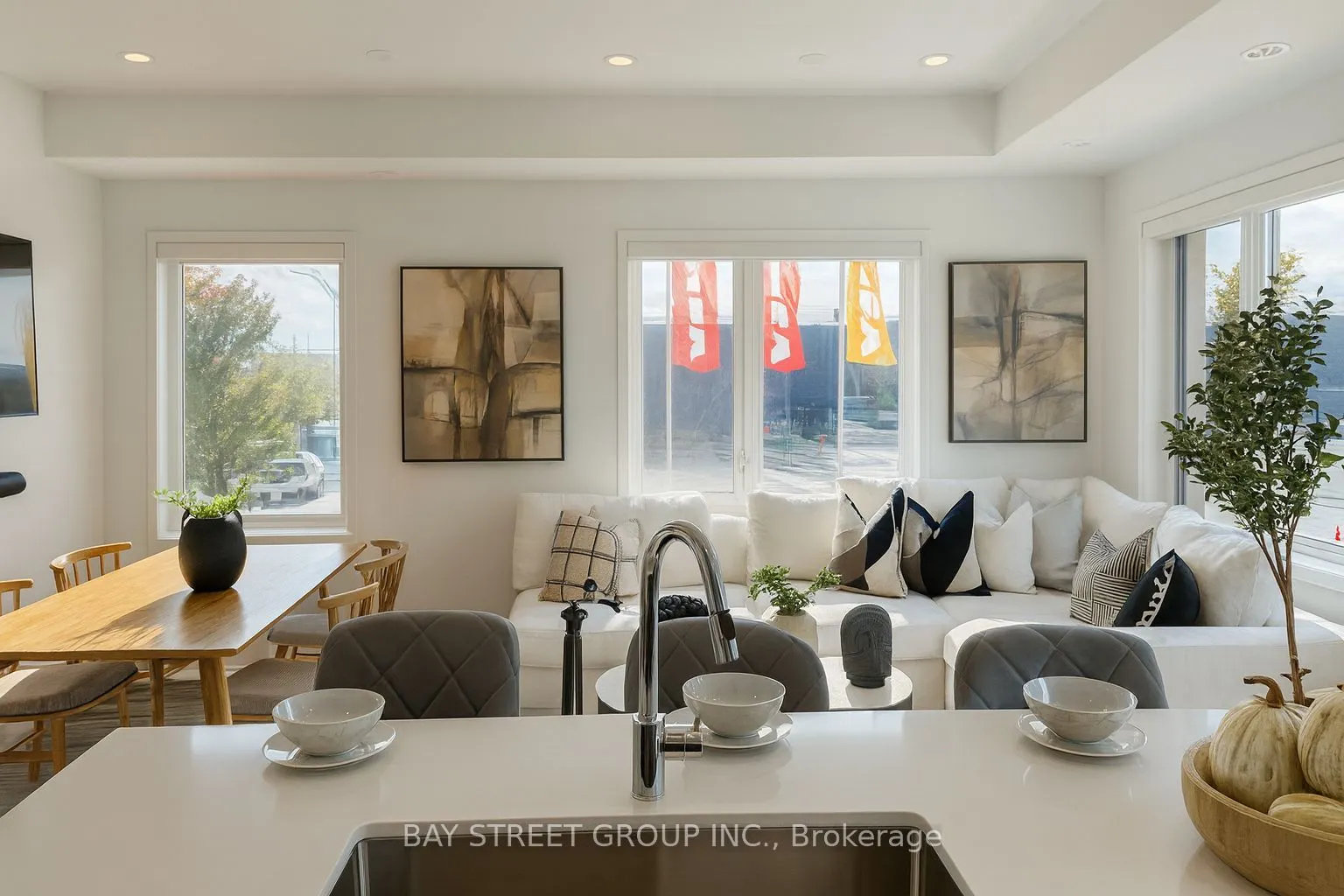 150 Honeycrisp Crescent, #268