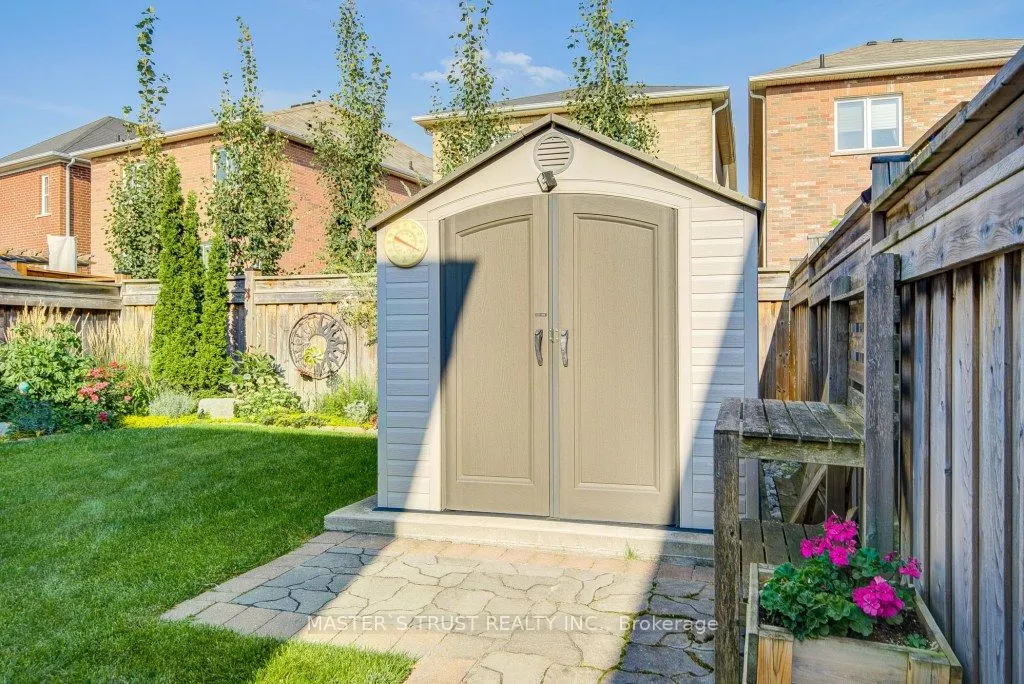 49 Clifford Dalton Drive
