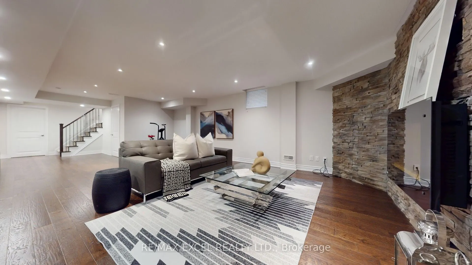 215 Coon's Road