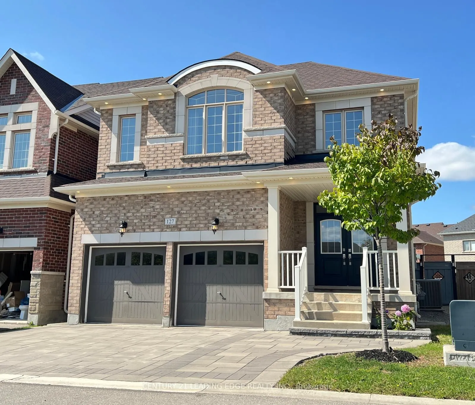 127 Warren McBride Crescent
