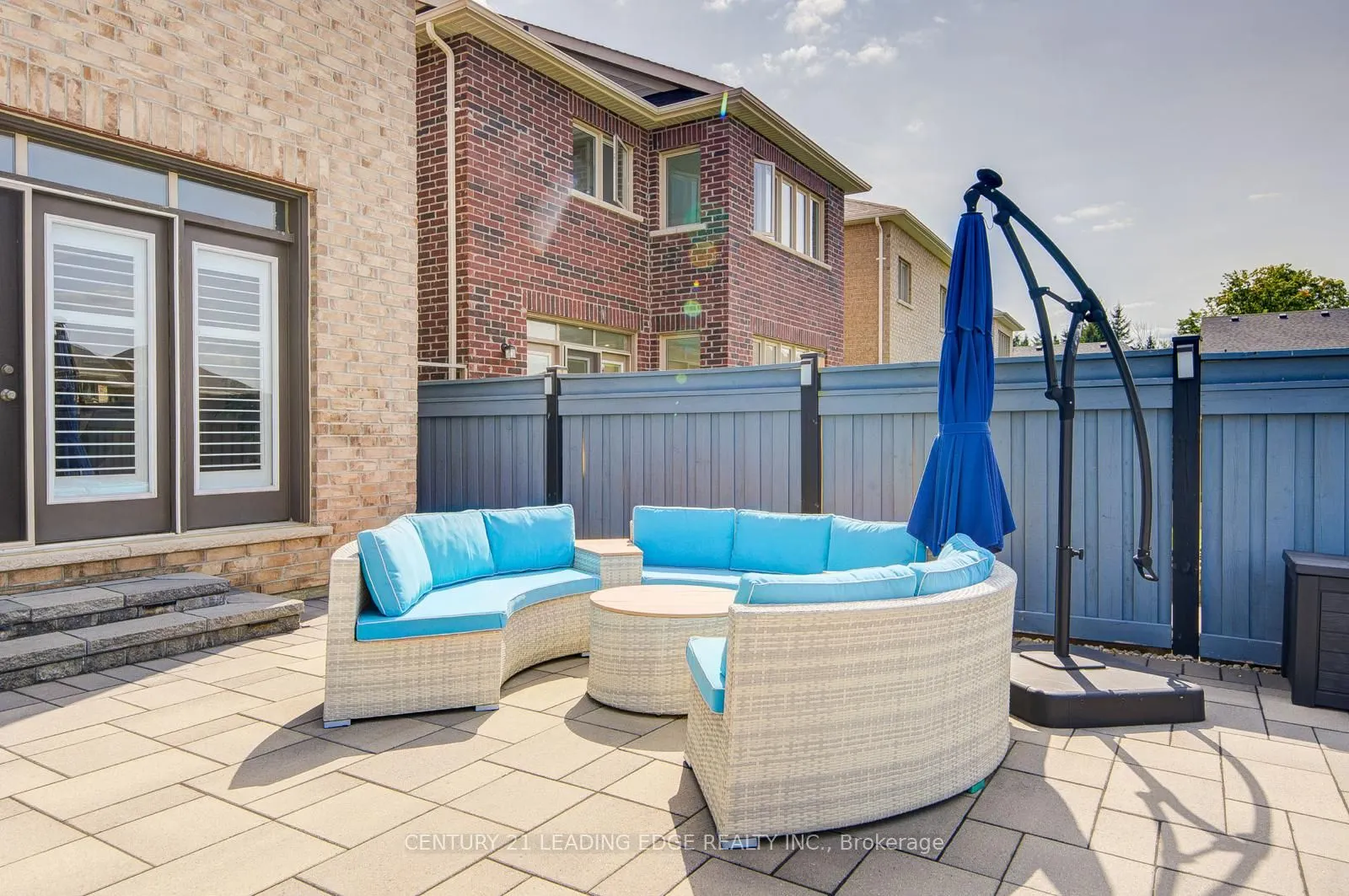 127 Warren McBride Crescent