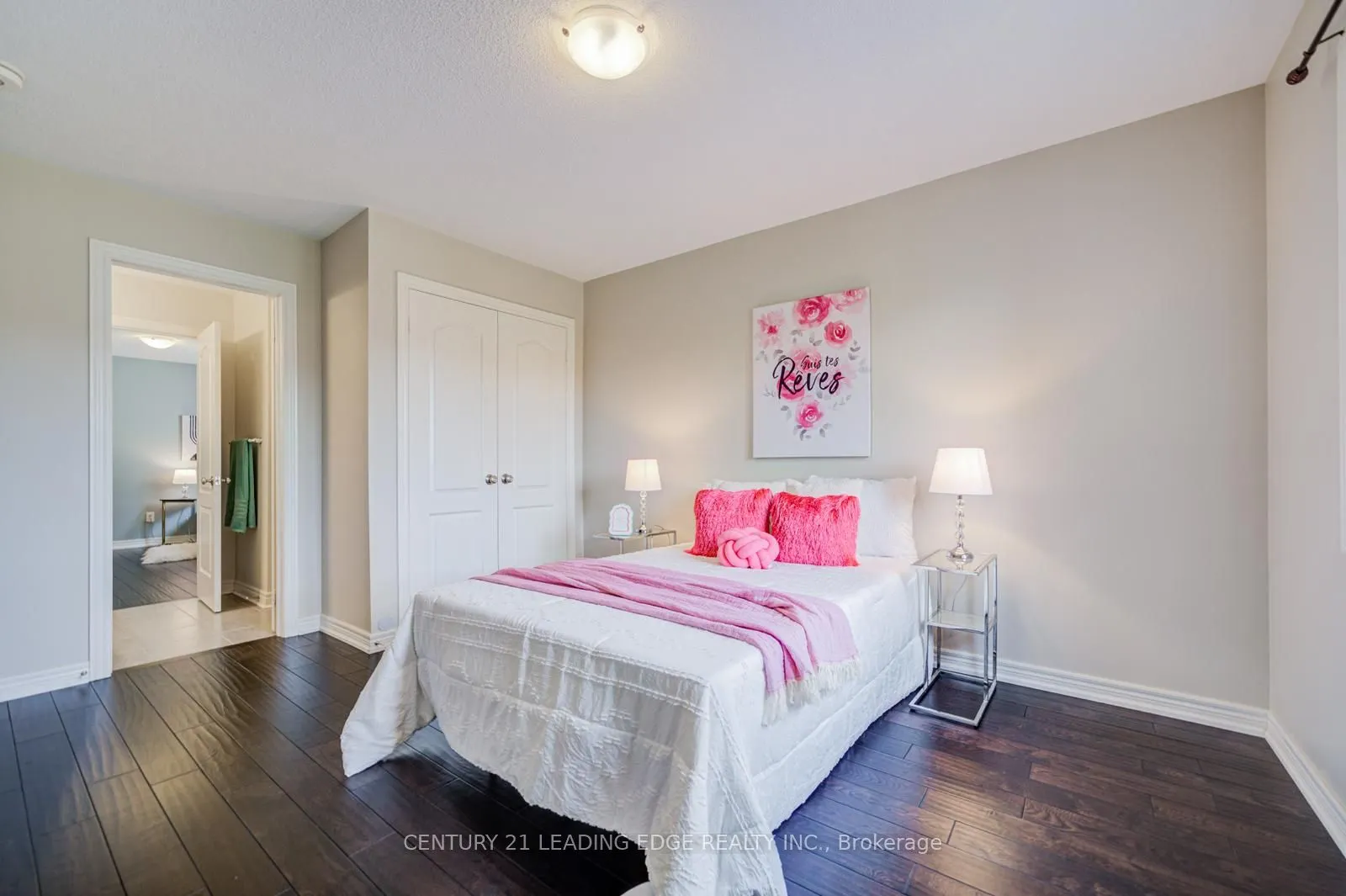 127 Warren McBride Crescent