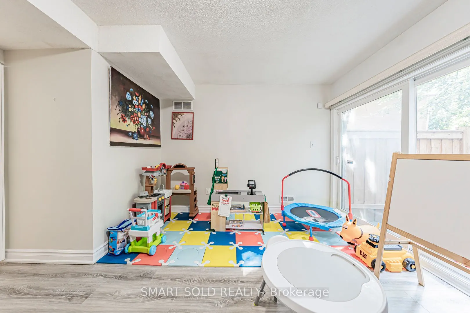 64 Benson Avenue, #7
