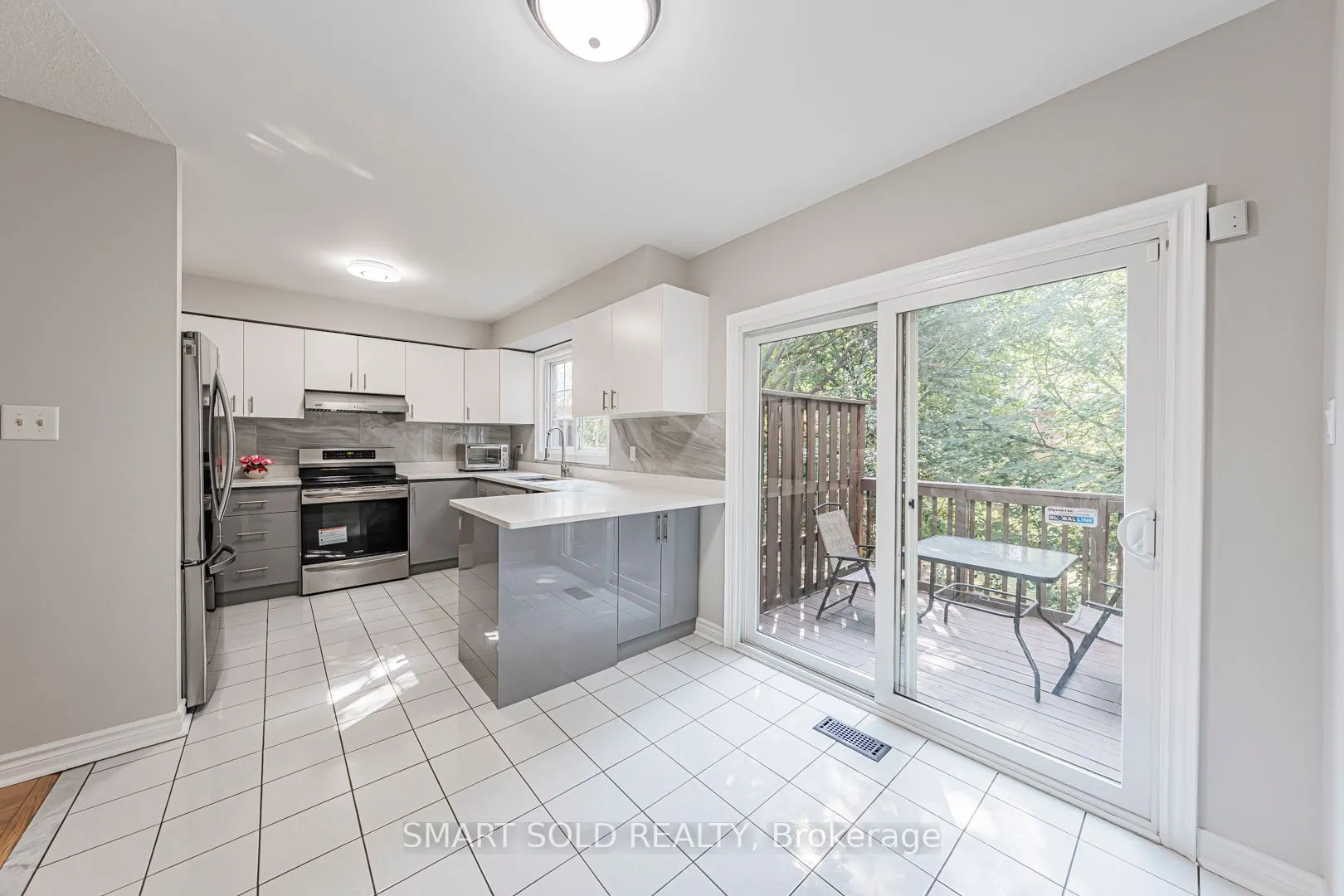 64 Benson Avenue, #7