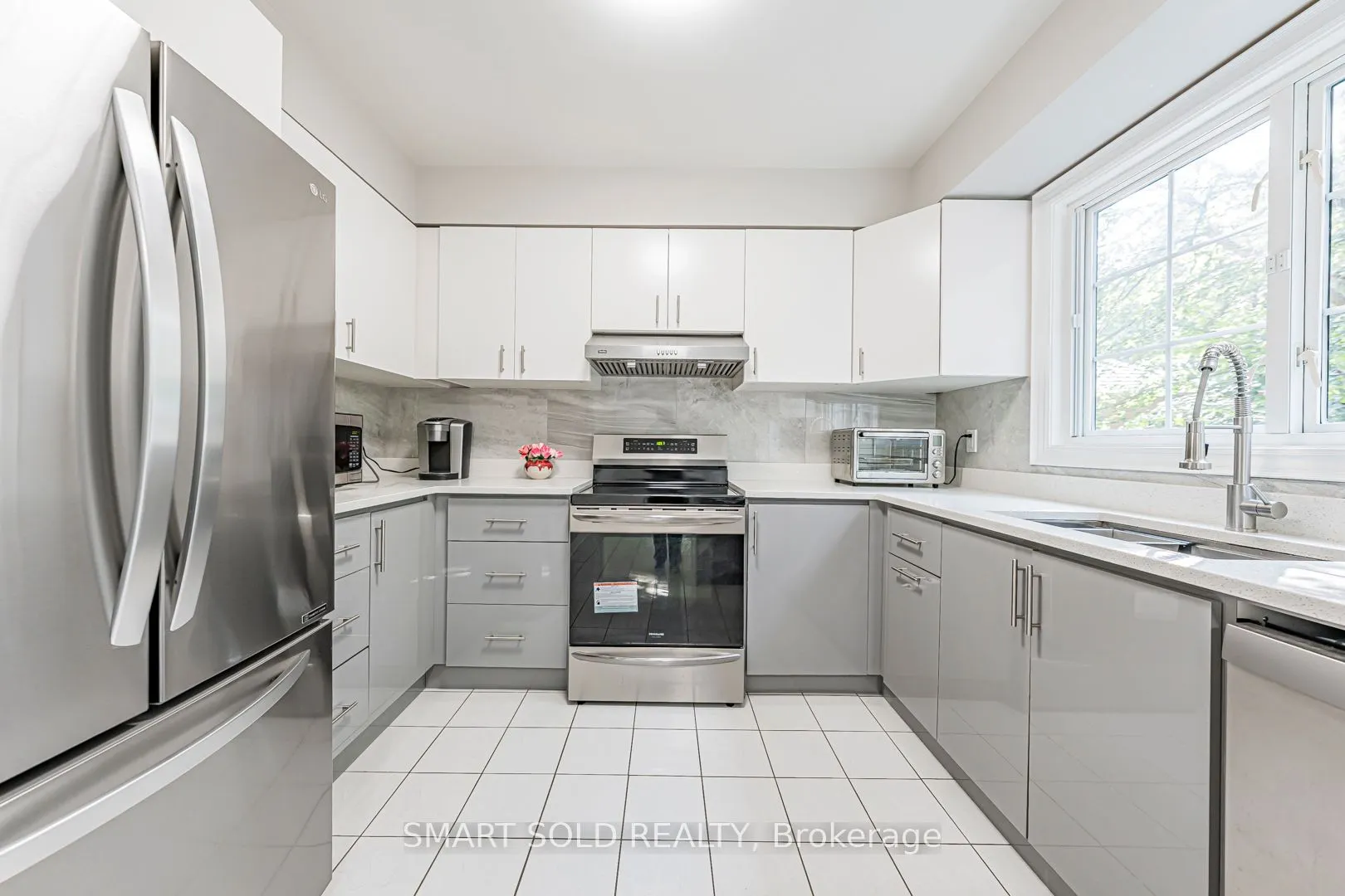 64 Benson Avenue, #7