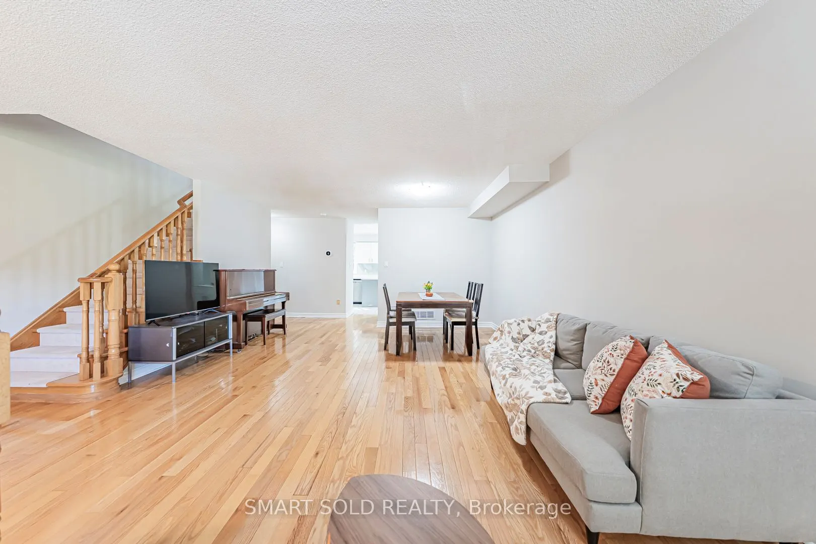 64 Benson Avenue, #7