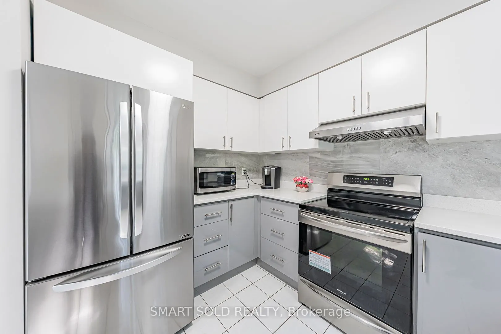 64 Benson Avenue, #7