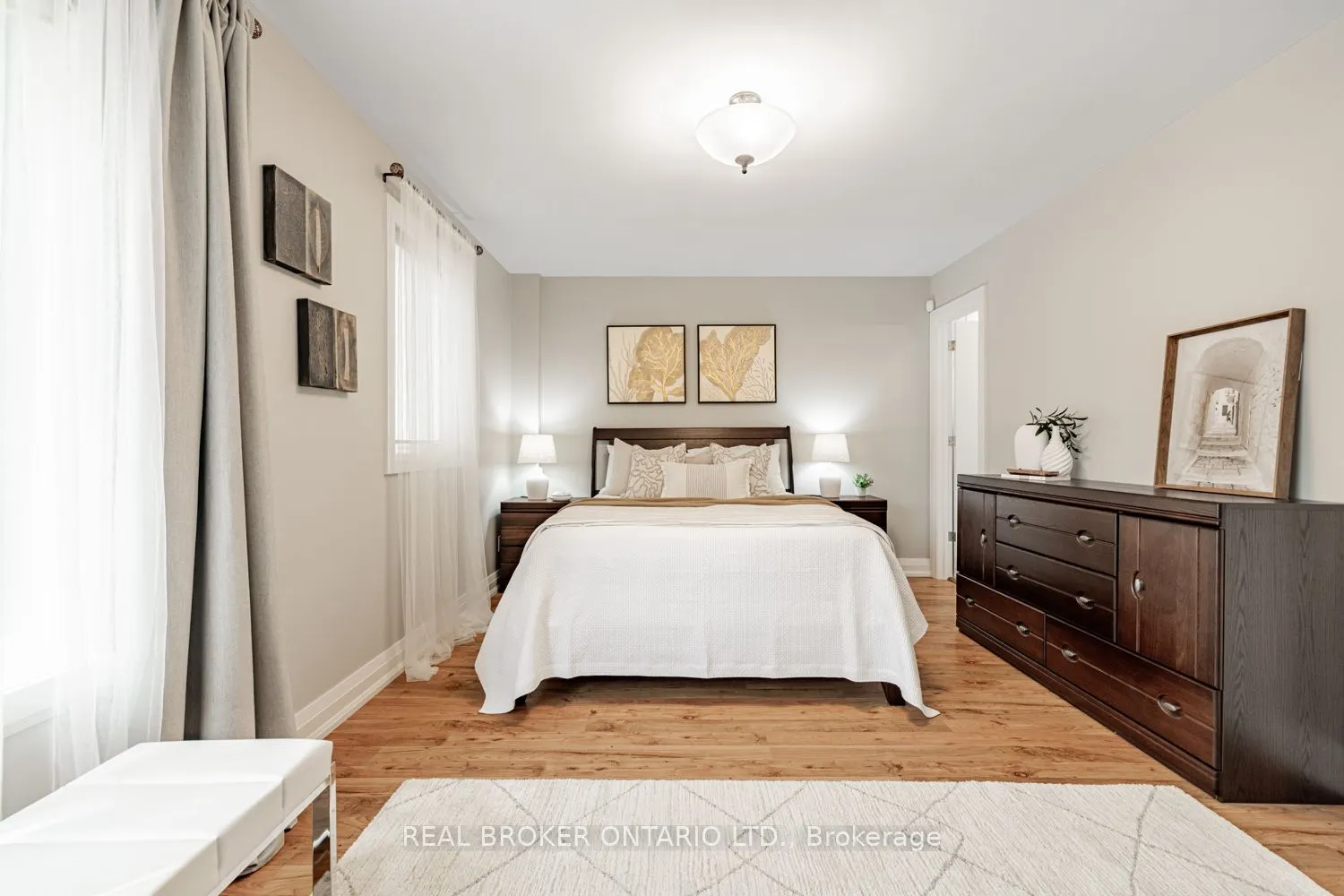 57 Glenmanor Way