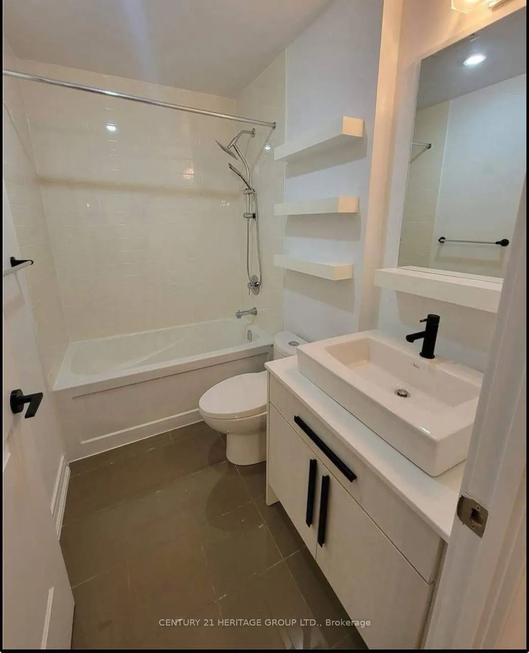 9205 Yonge Street, #1506