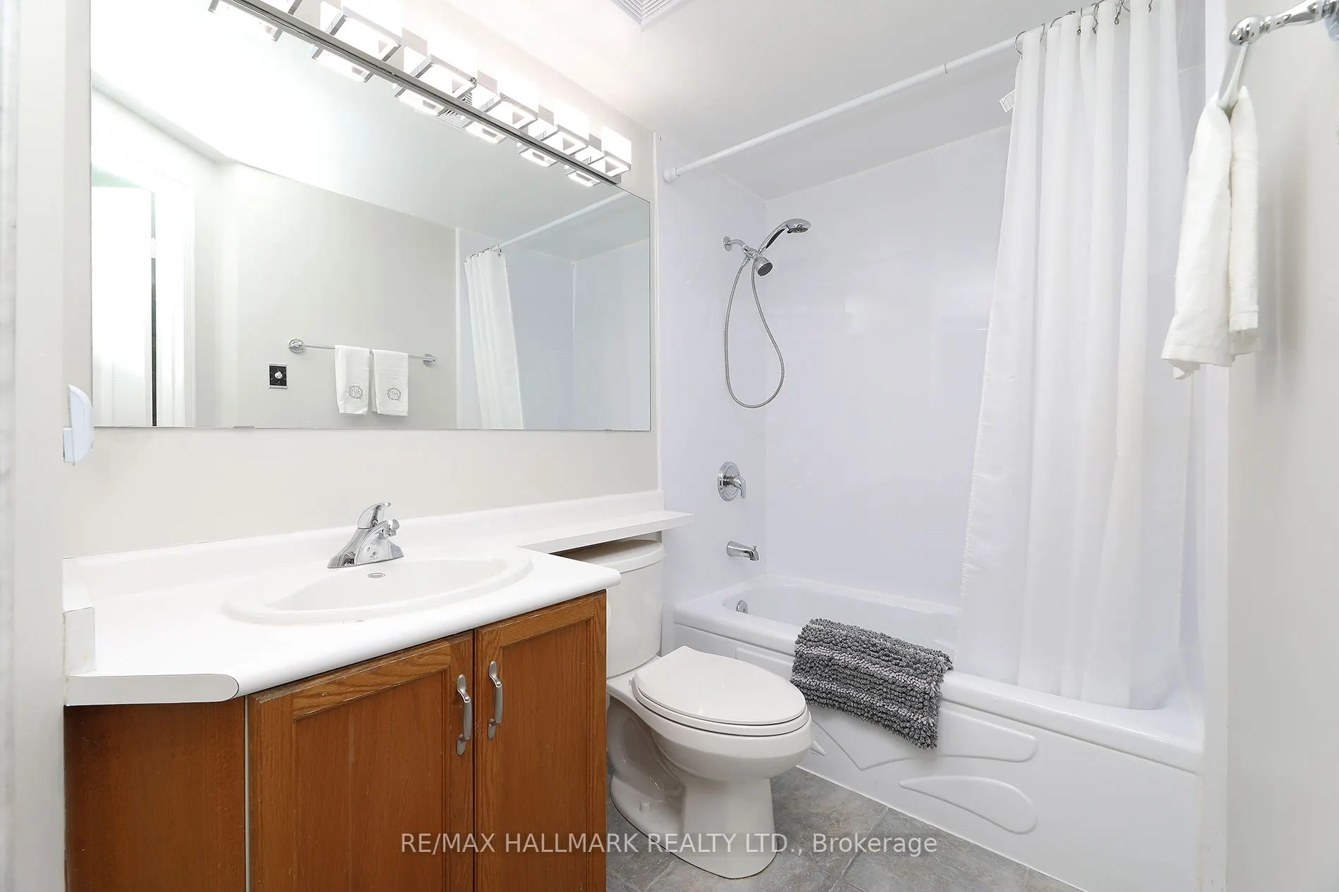 21 George Street, #305