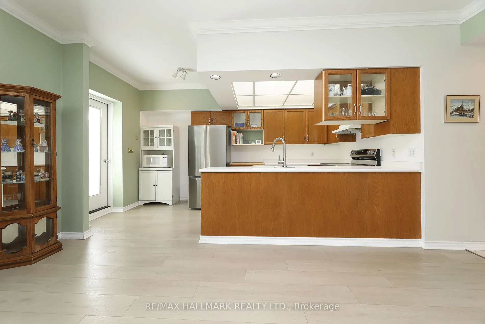 21 George Street, #305