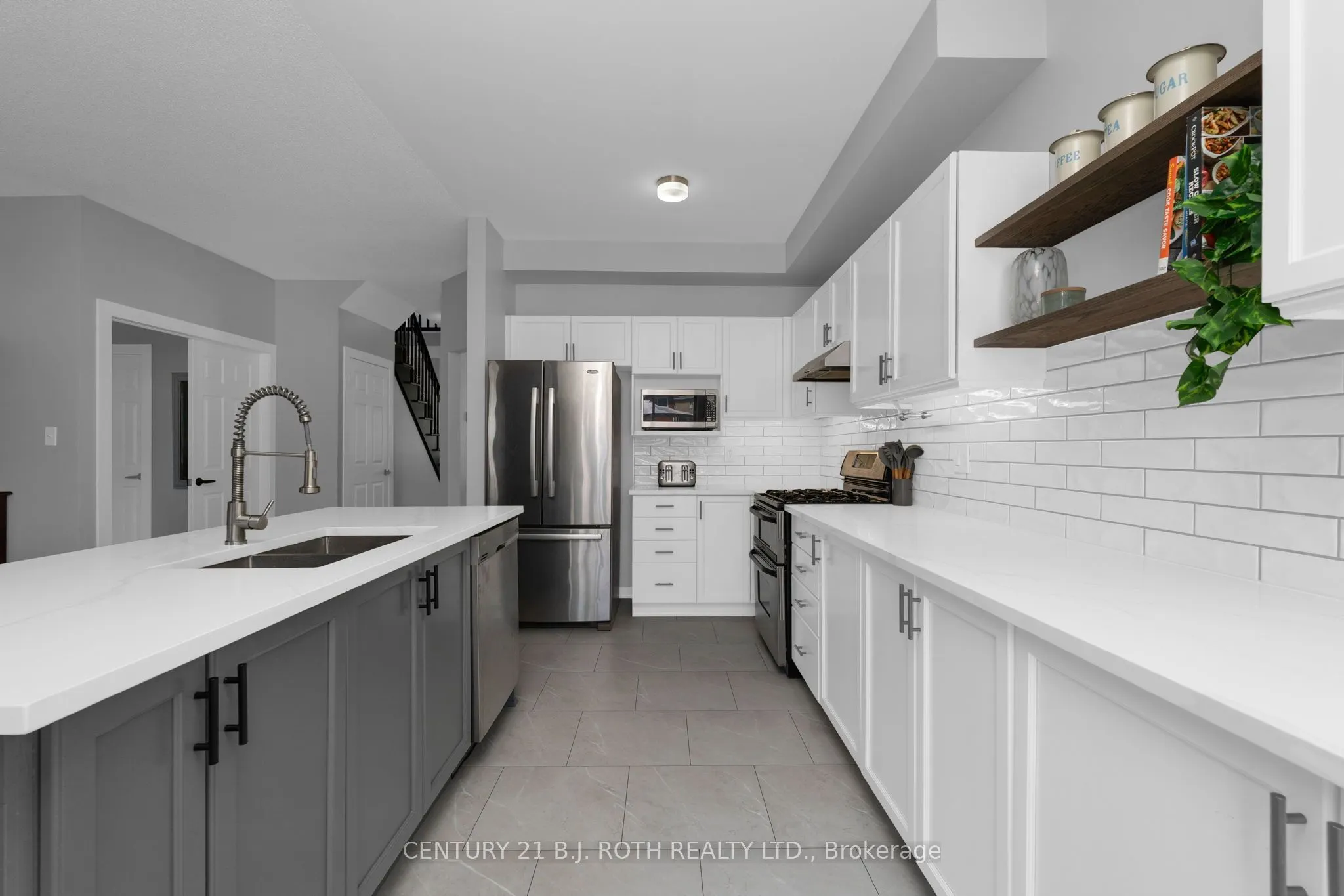 2007 Webster Boulevard