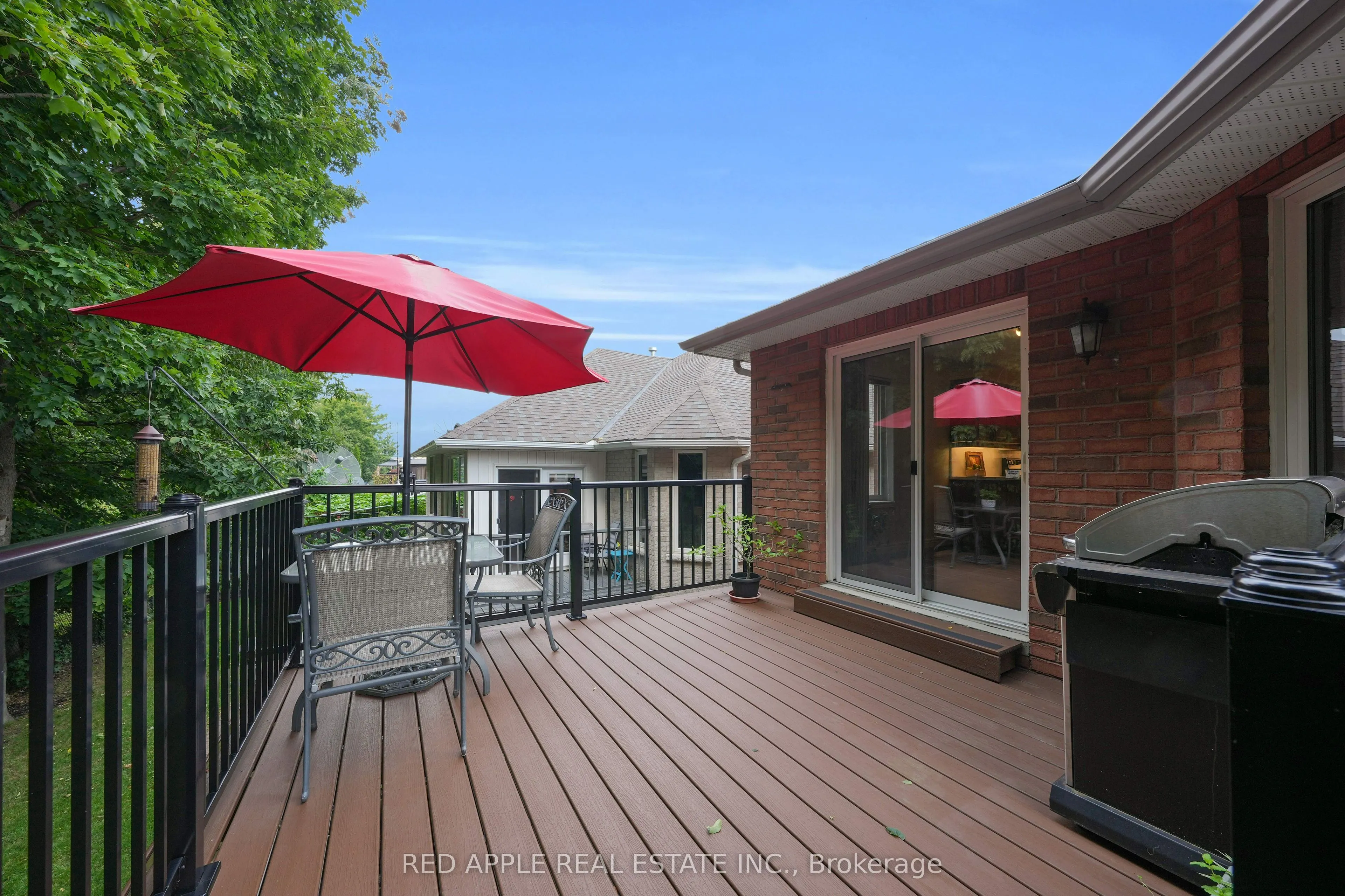 9 Sutherland Avenue