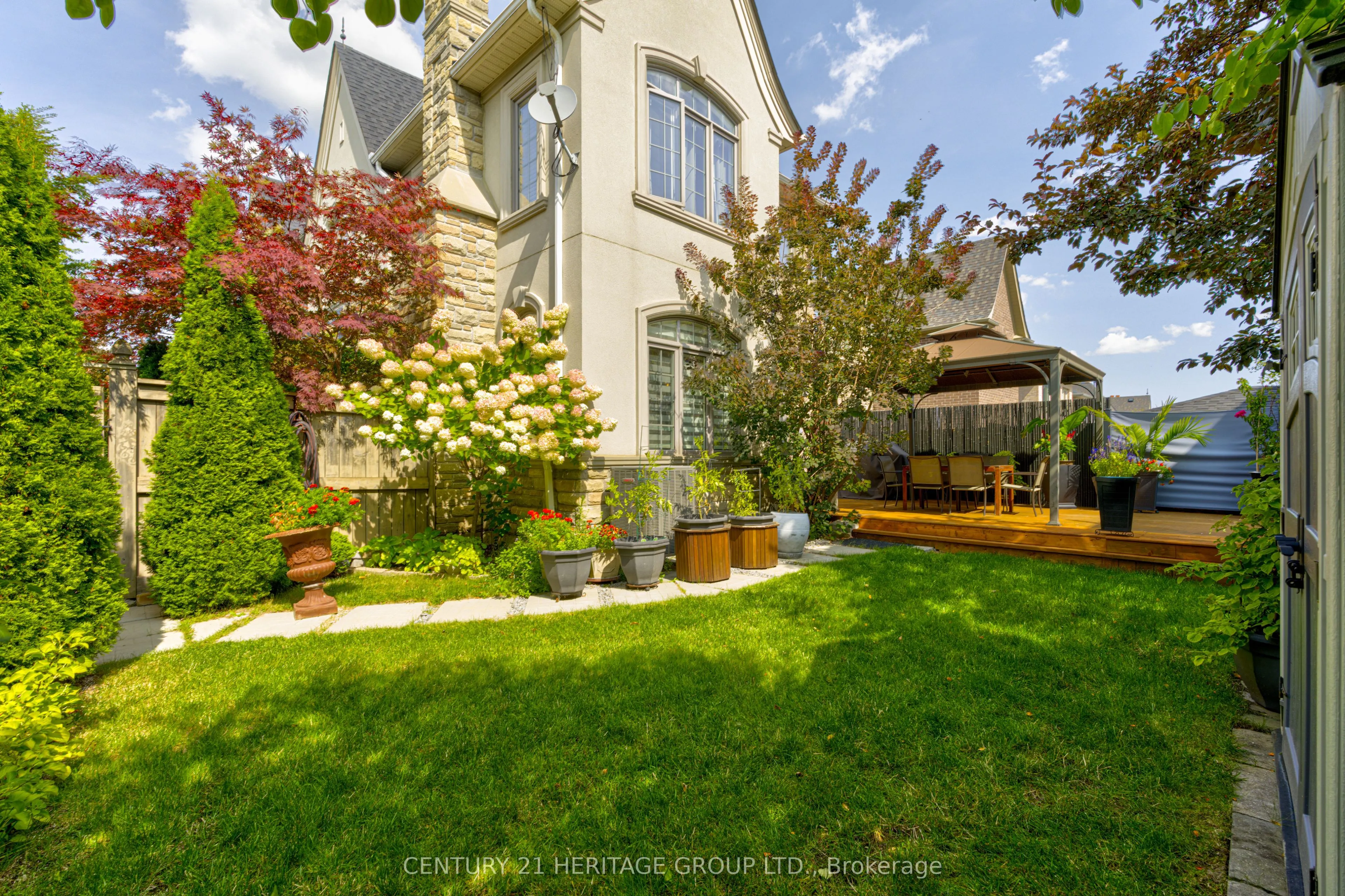 57 Robert Berry Crescent