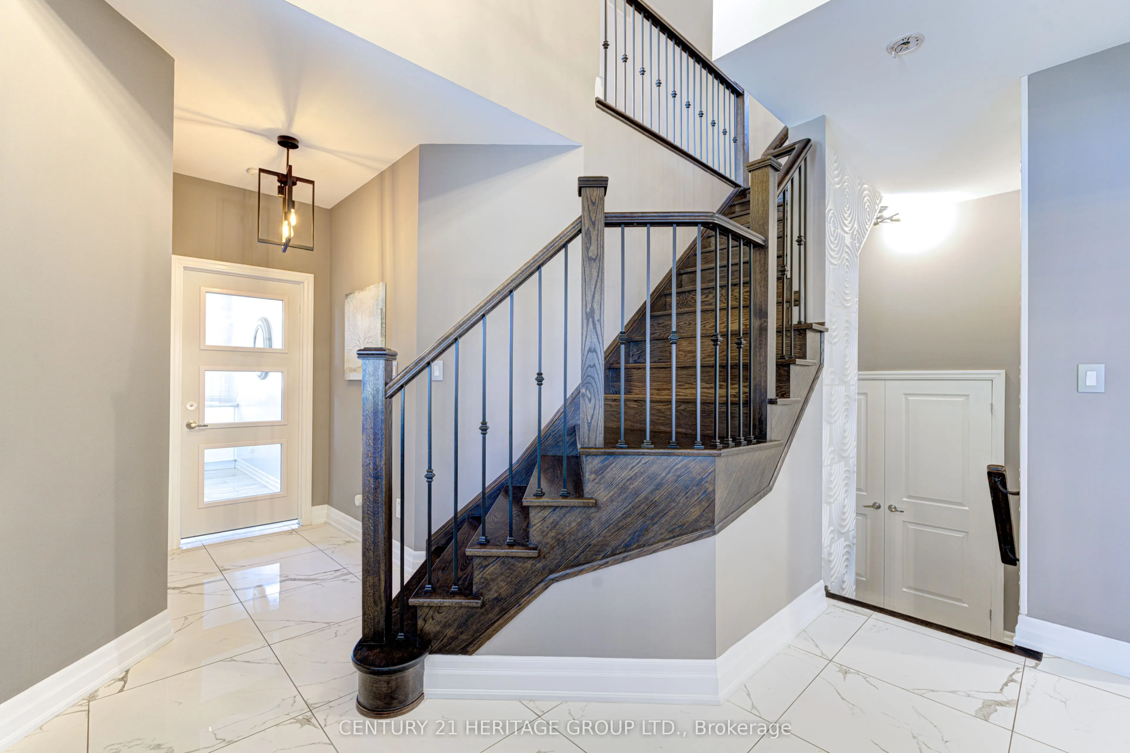 57 Robert Berry Crescent