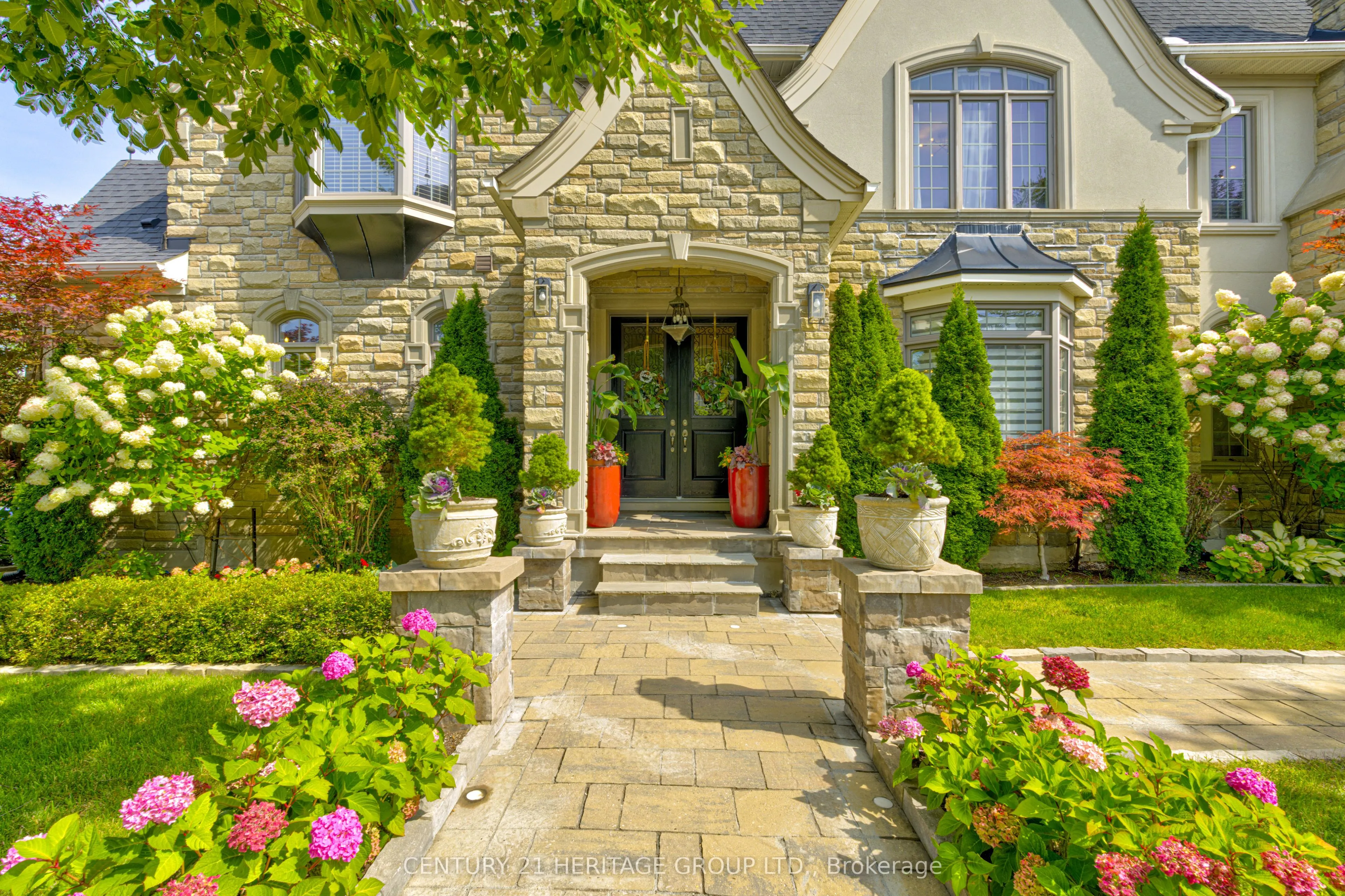 57 Robert Berry Crescent
