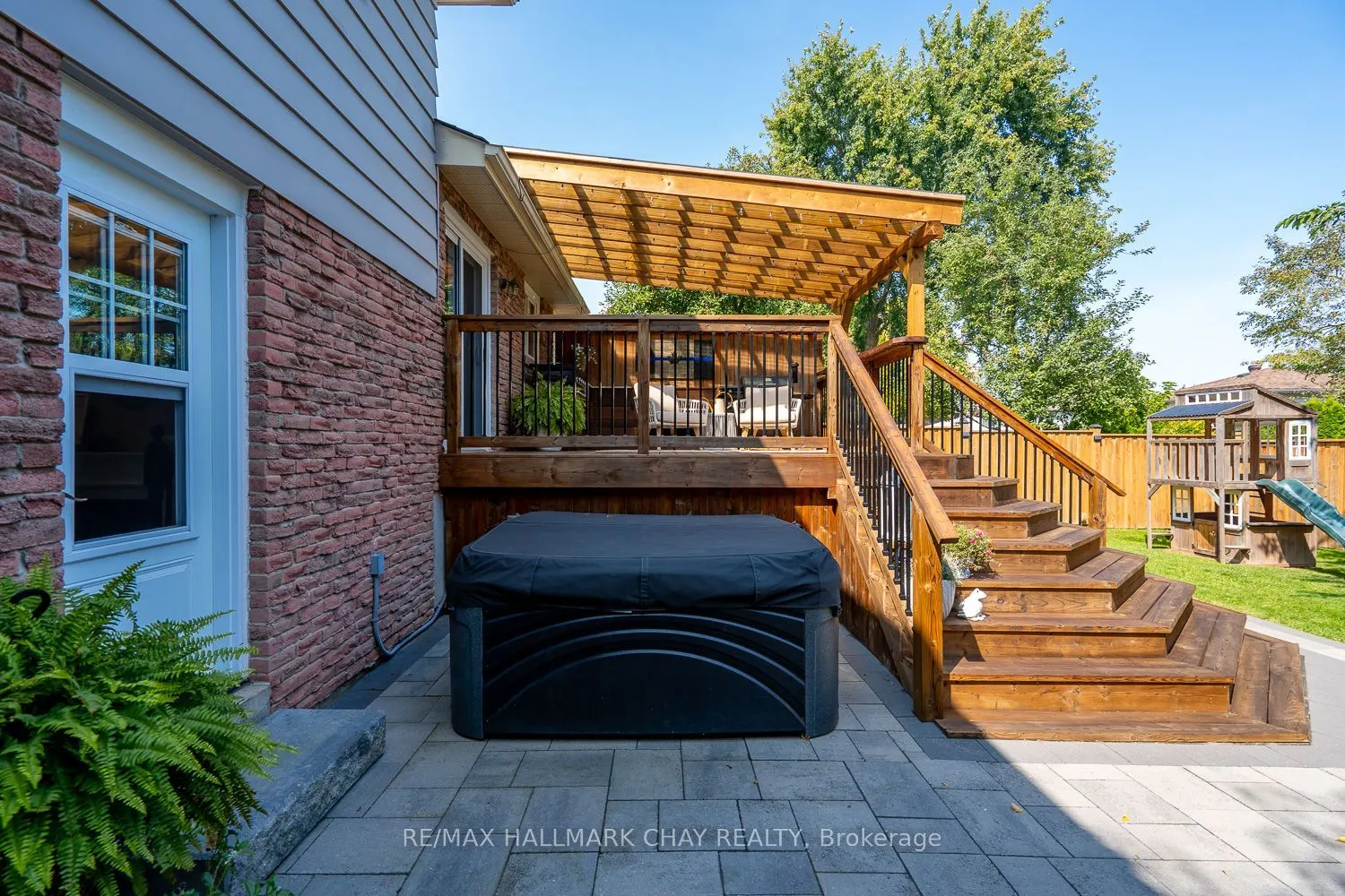 277 Tupper Boulevard