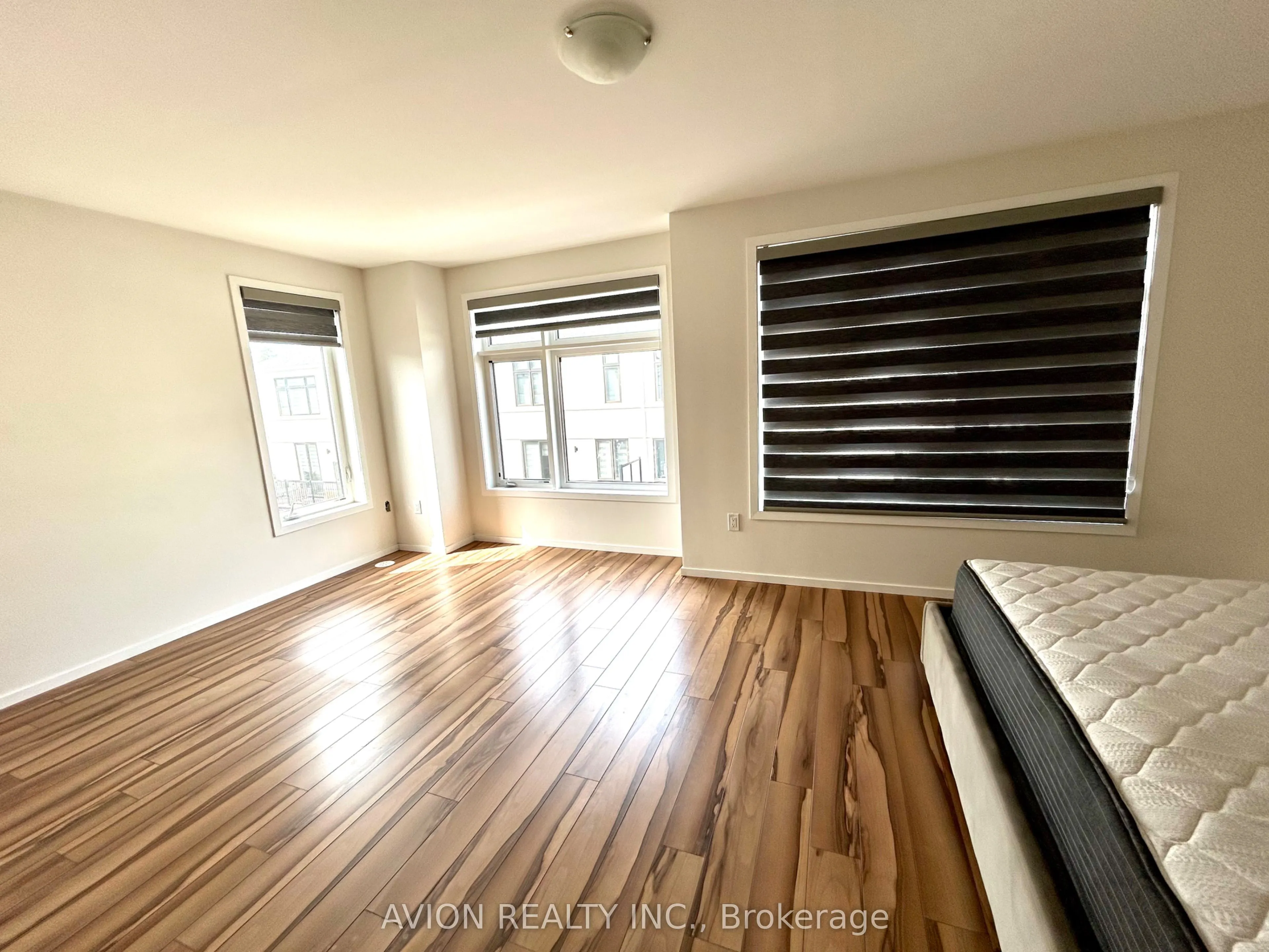 35 Thomas Armstrong Lane, #31