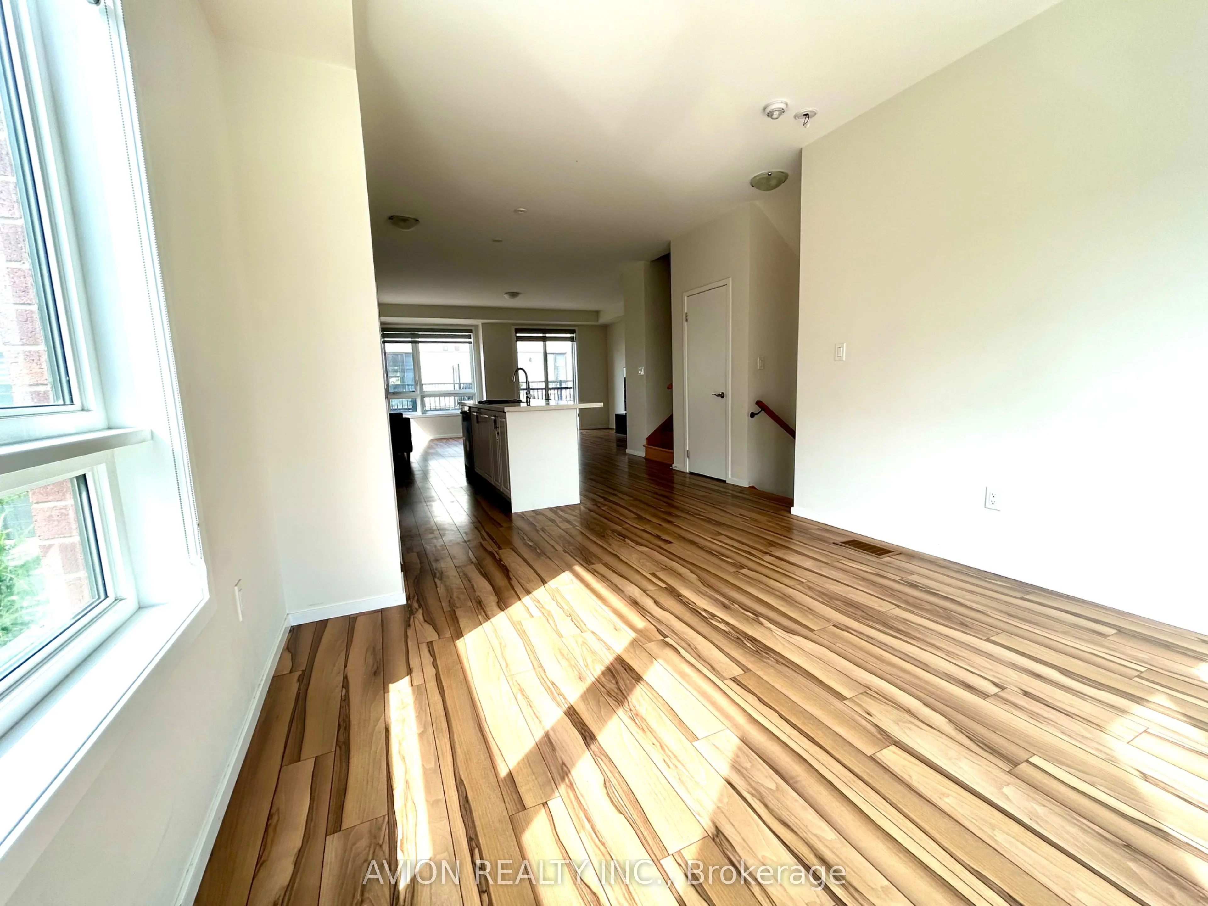 35 Thomas Armstrong Lane, #31