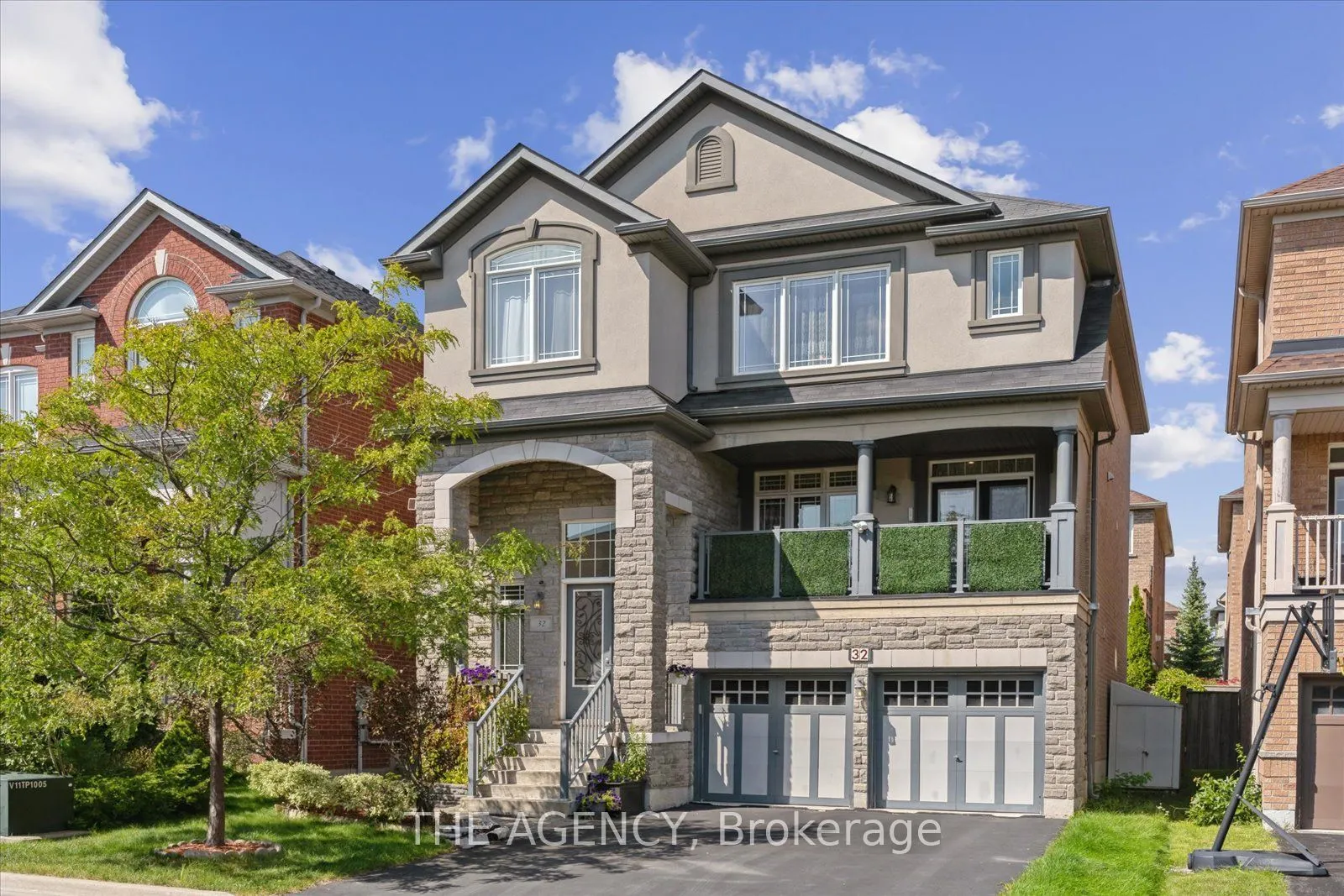 32 Timna Crescent