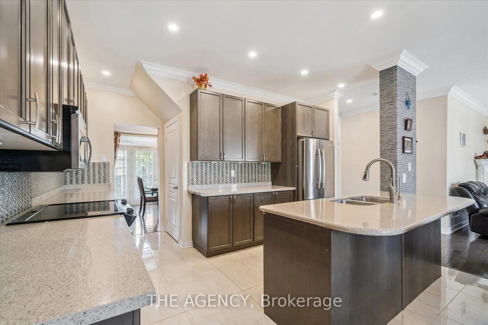 32 Timna Crescent