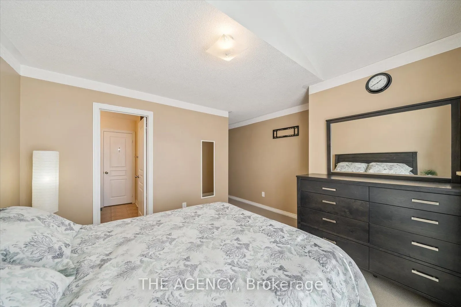 32 Timna Crescent