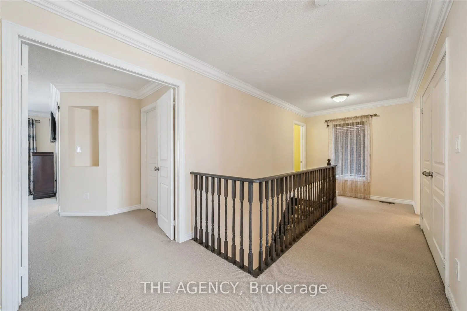 32 Timna Crescent