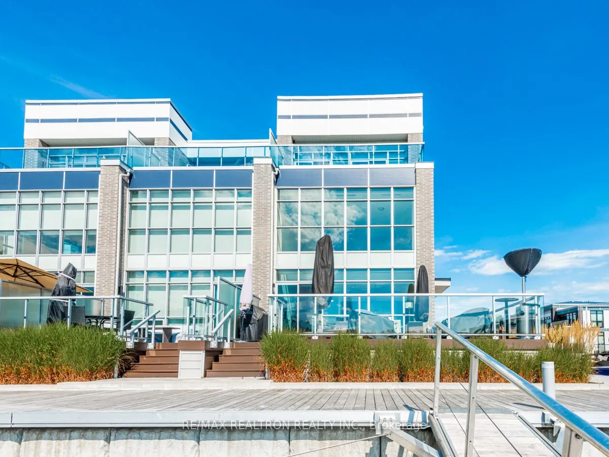 3700 Mangusta Court