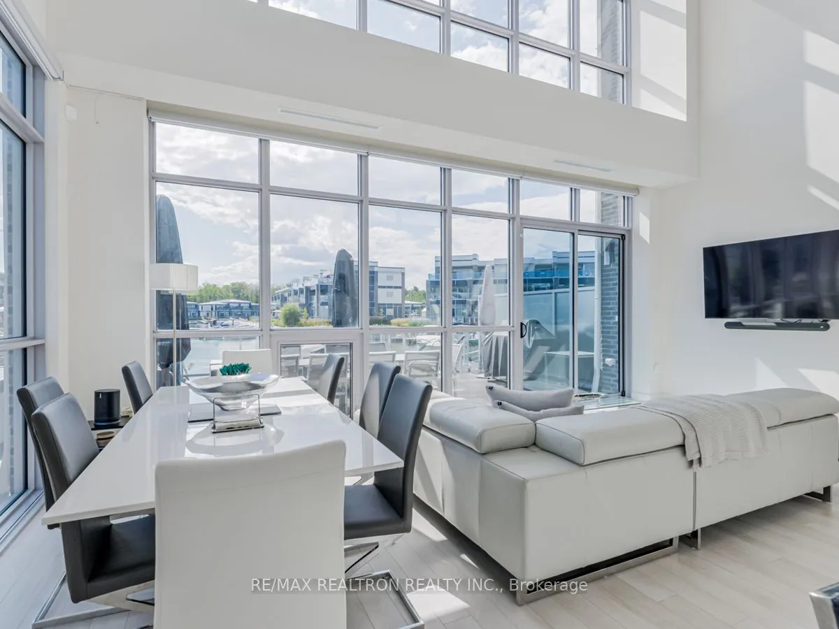 3700 Mangusta Court