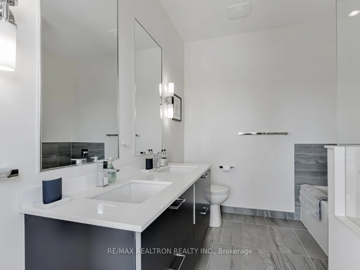 3700 Mangusta Court