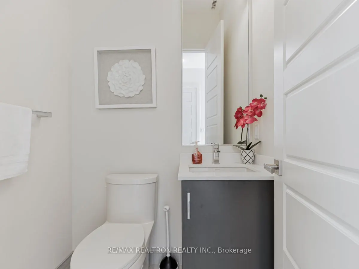 3700 Mangusta Court