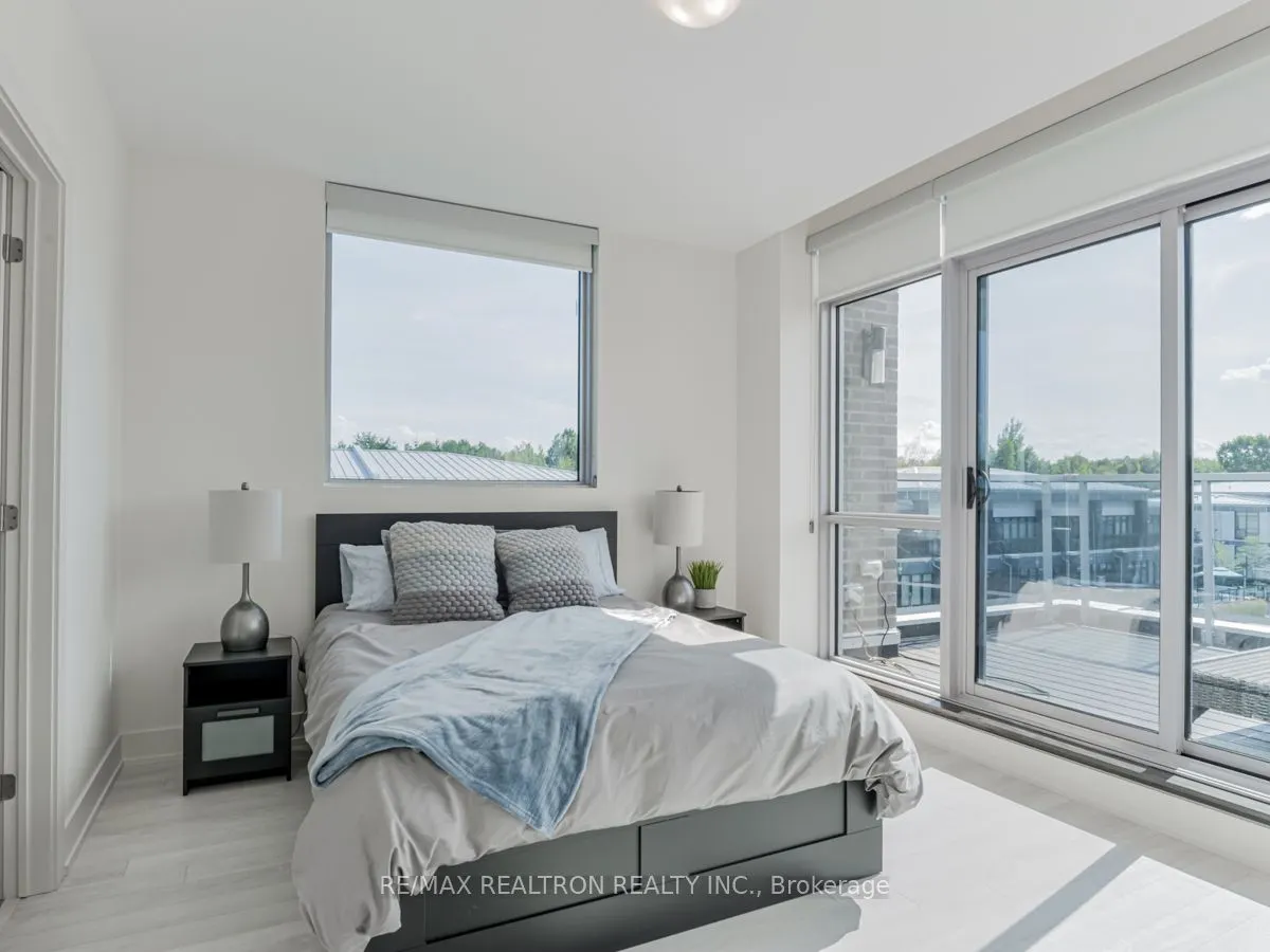 3700 Mangusta Court