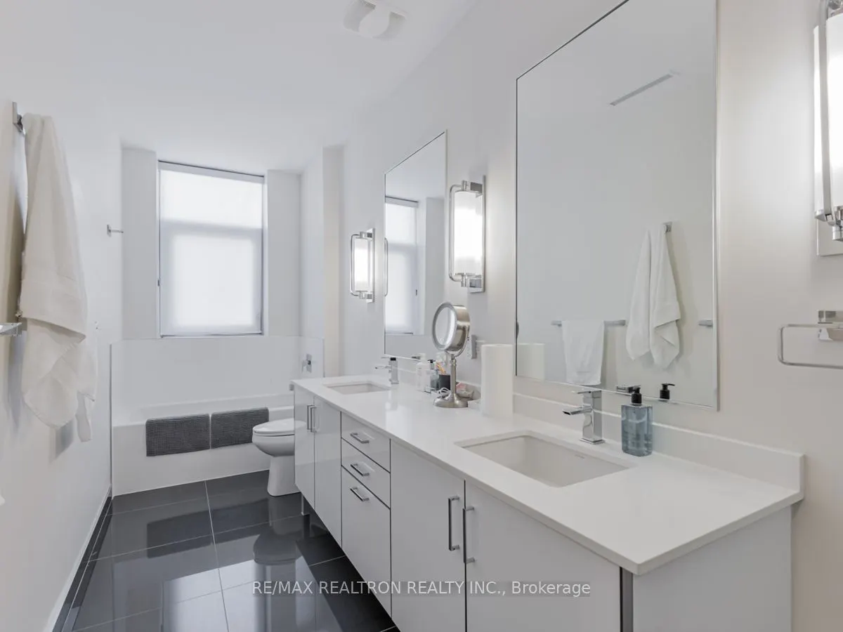 3700 Mangusta Court