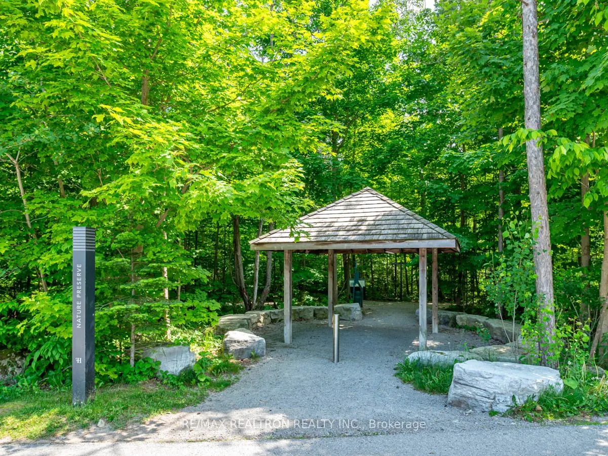3700 Mangusta Court