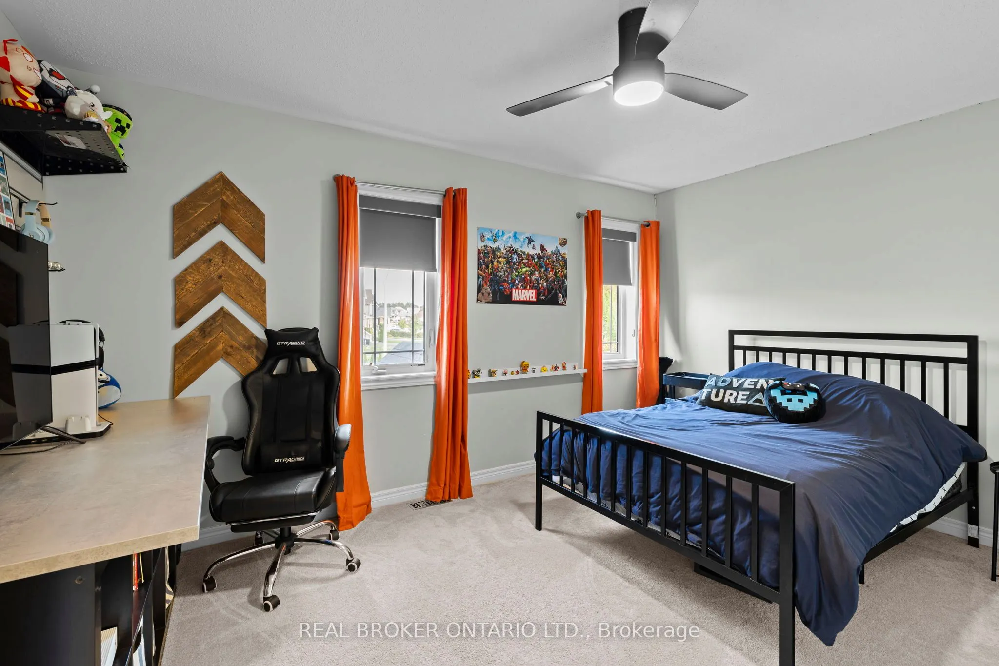 32 Mandley Street