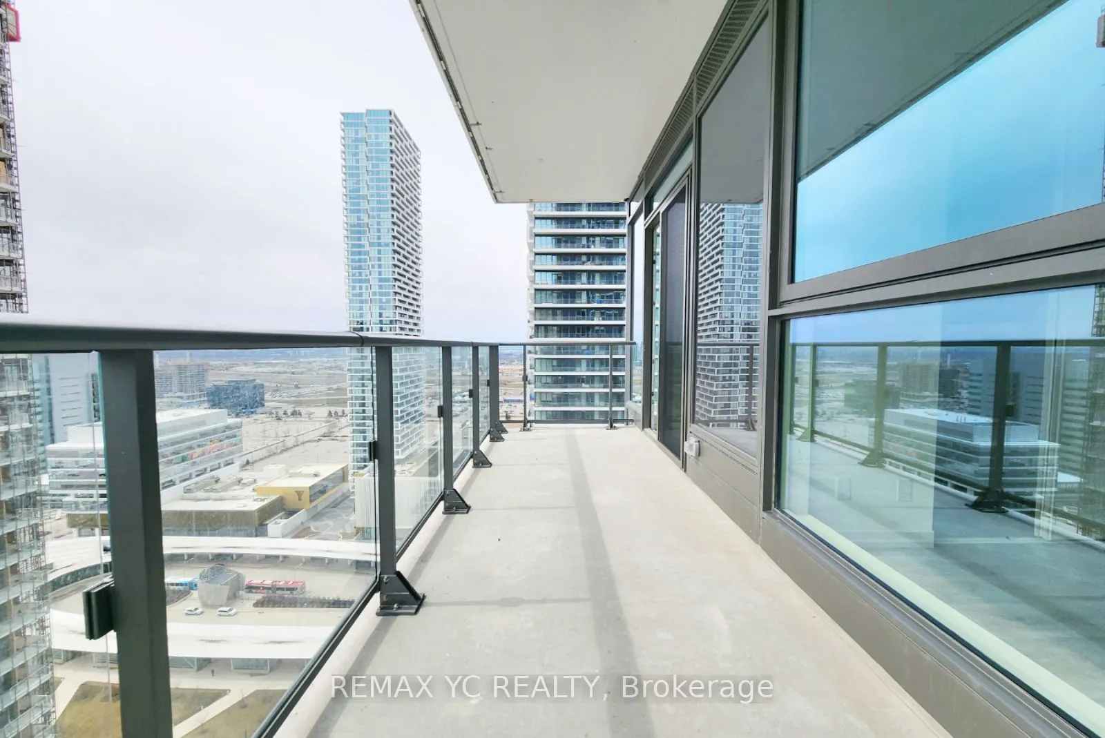 1000 Portage Parkway, #2710