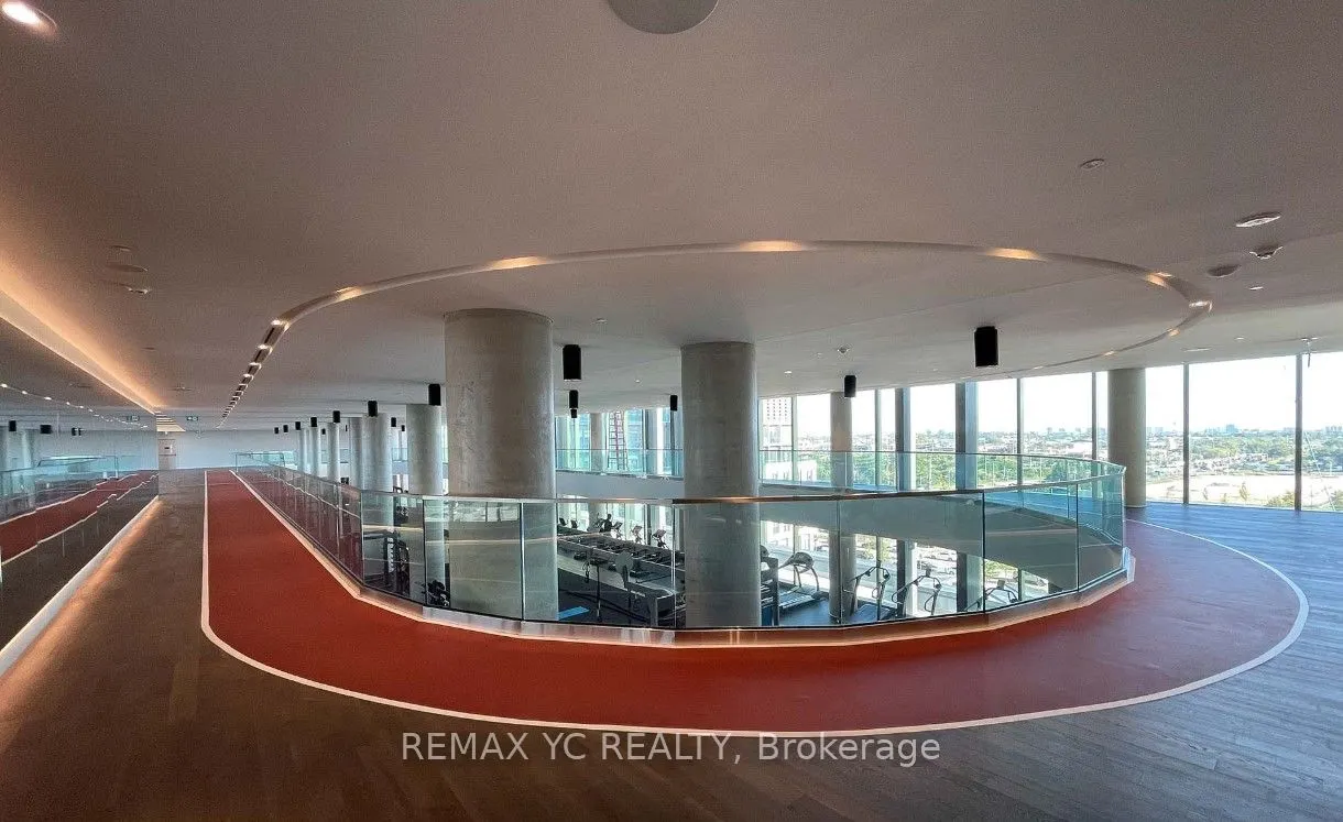 1000 Portage Parkway, #2710