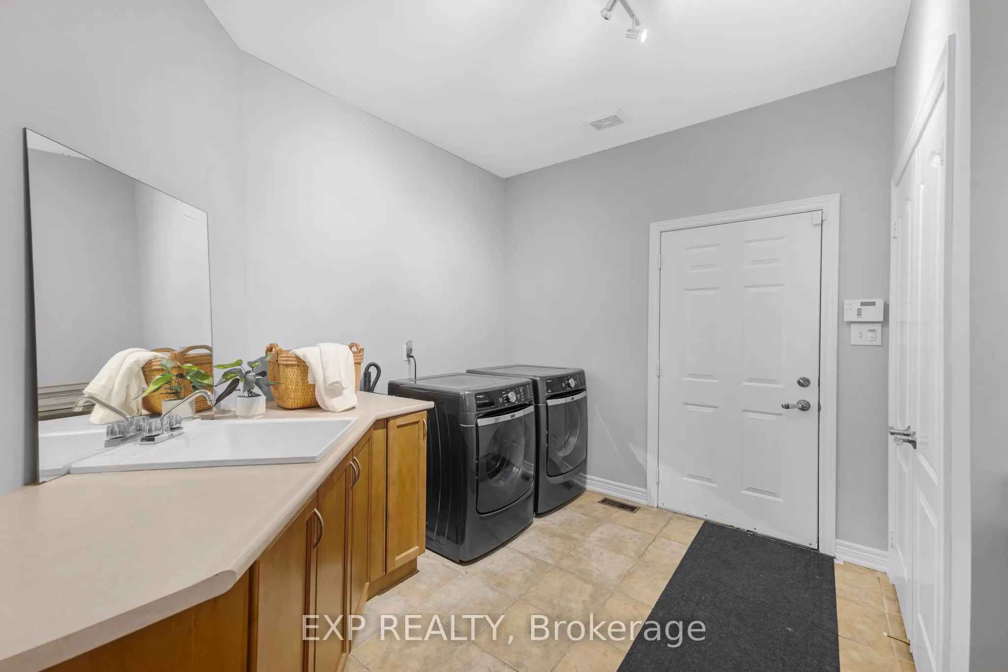 56 Manor Ridge Trail