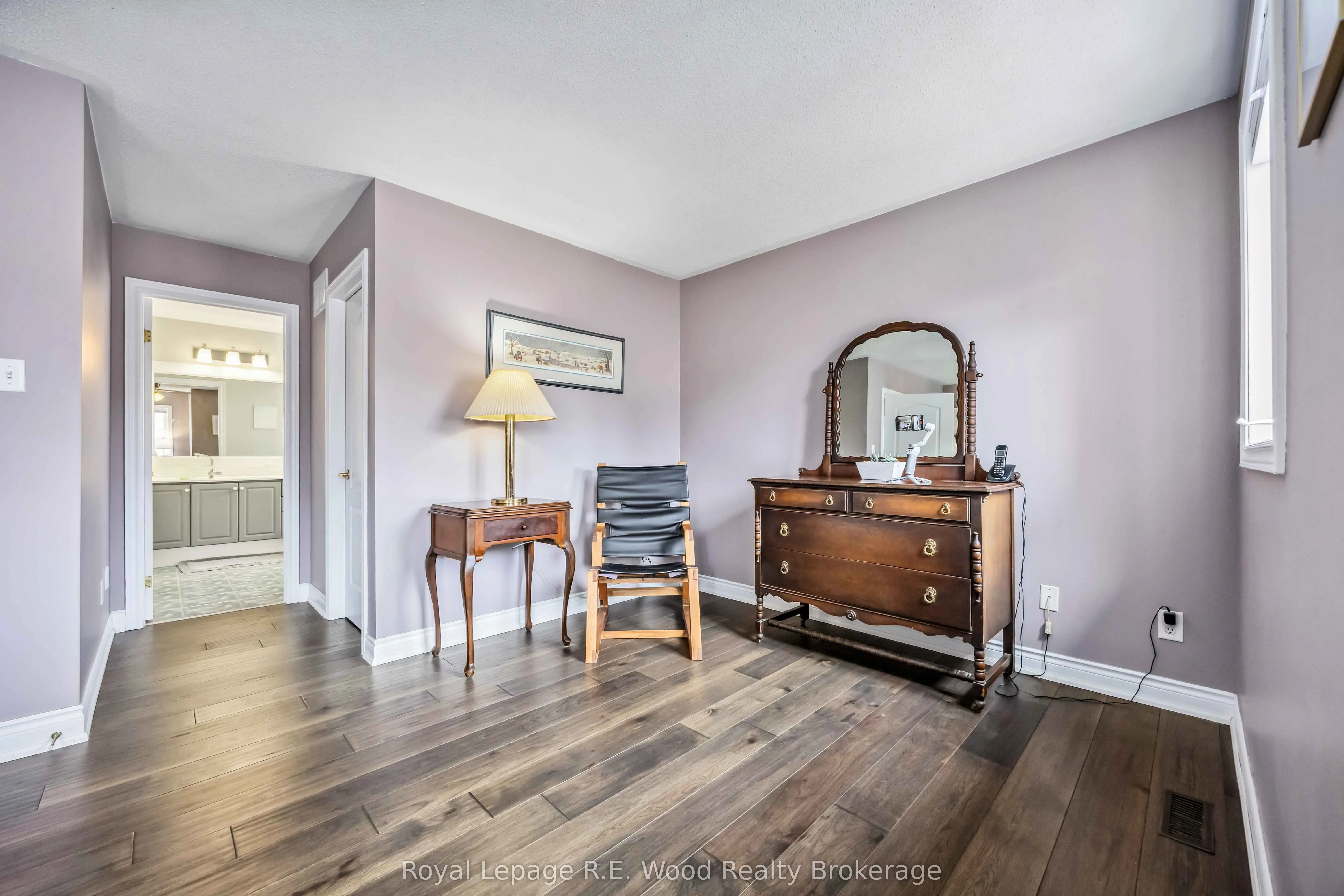 3 Lorwood Court