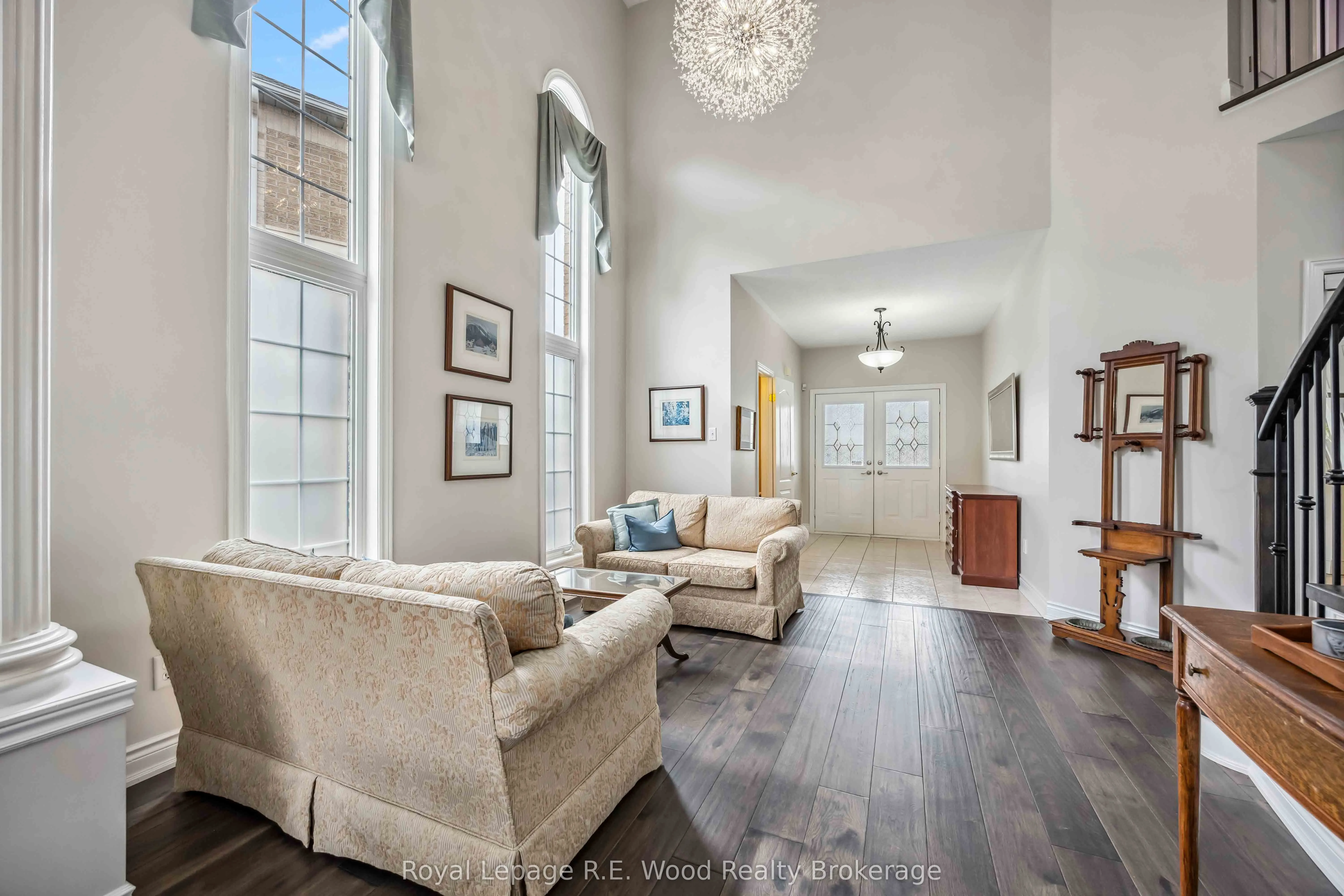 3 Lorwood Court