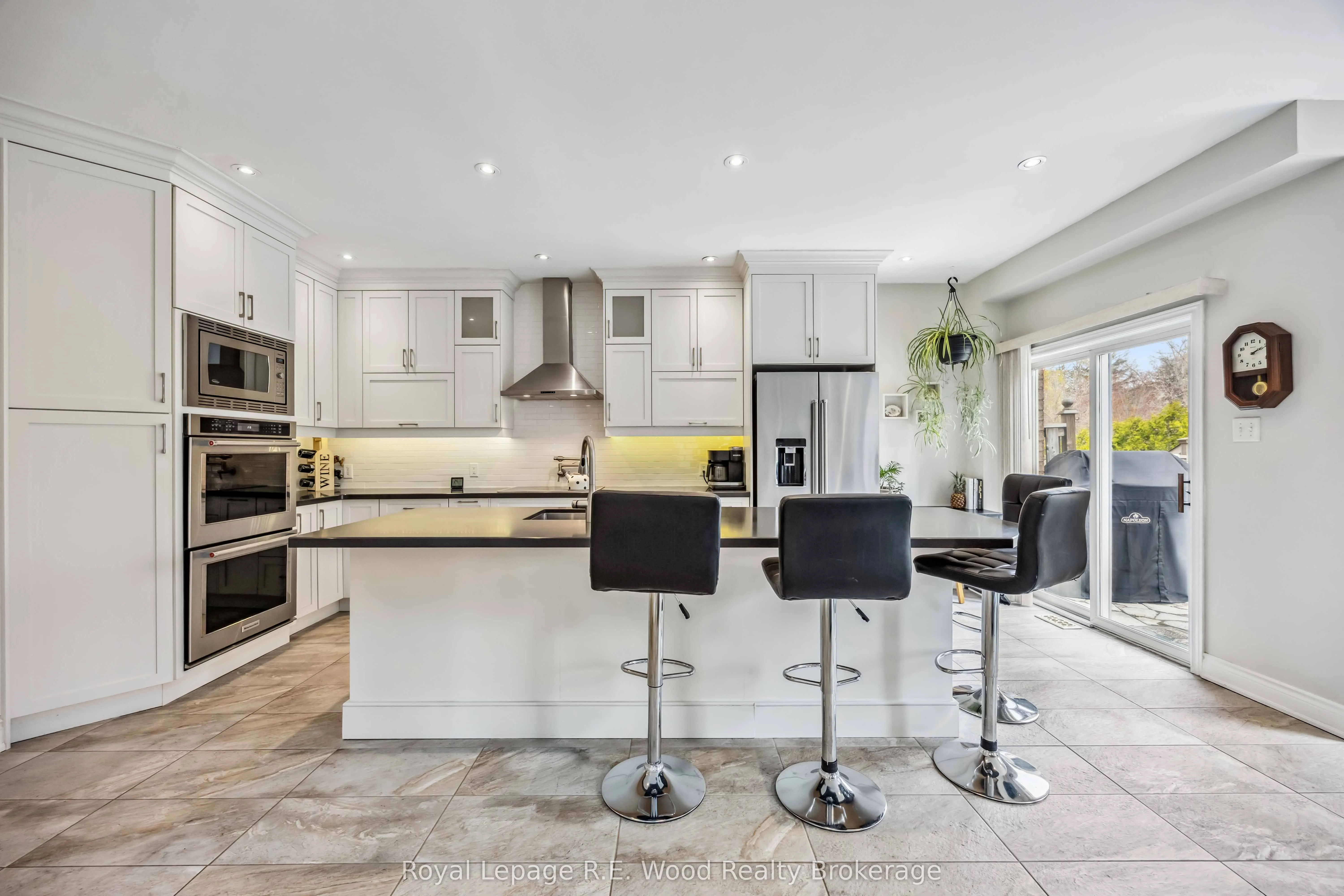 3 Lorwood Court