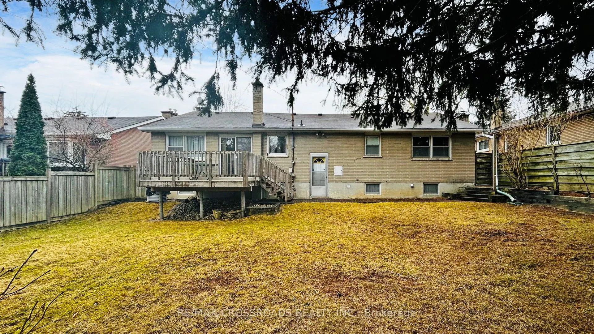 14 Brightbay Crescent